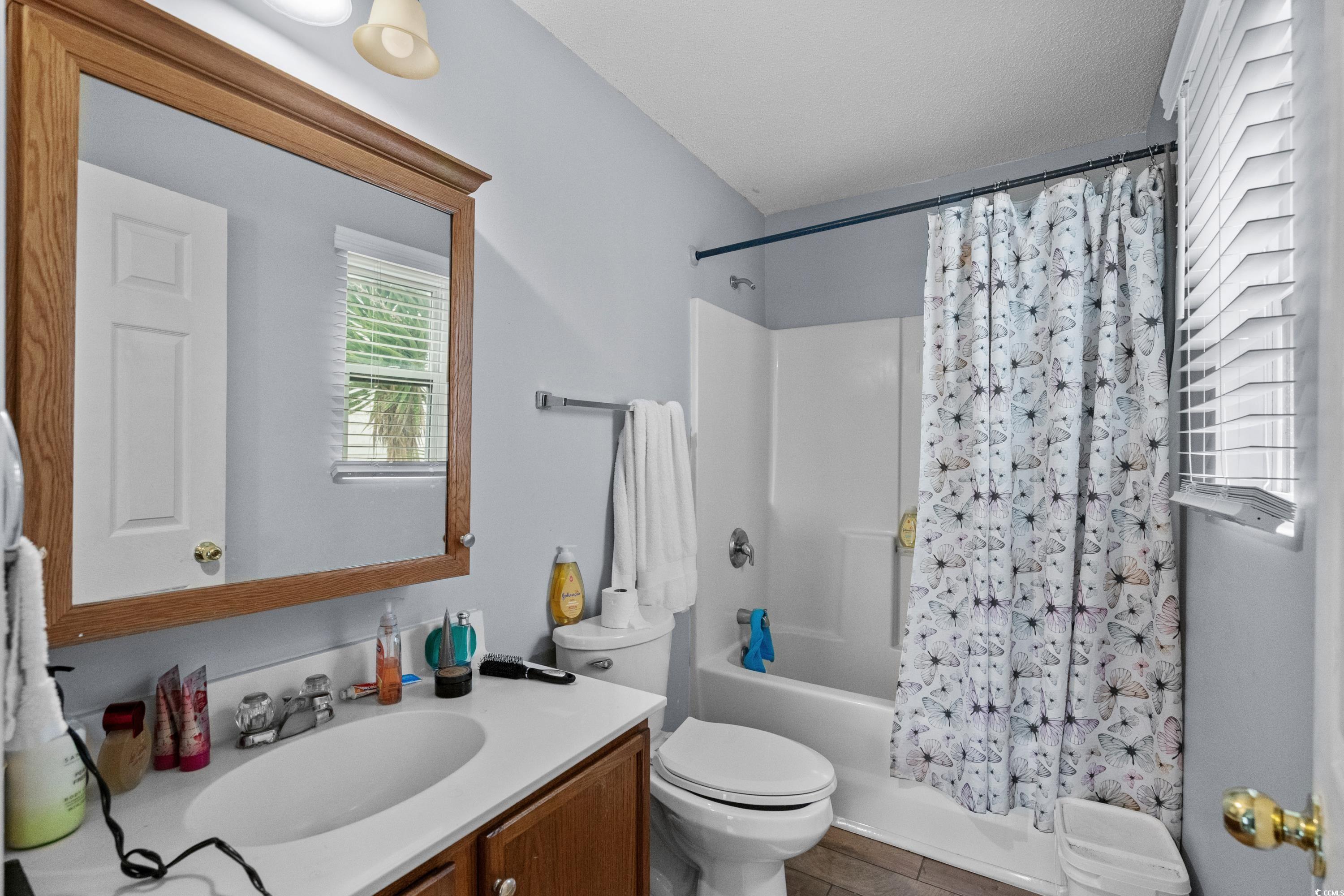 909 Bur Oak Ct. Property Photo 24