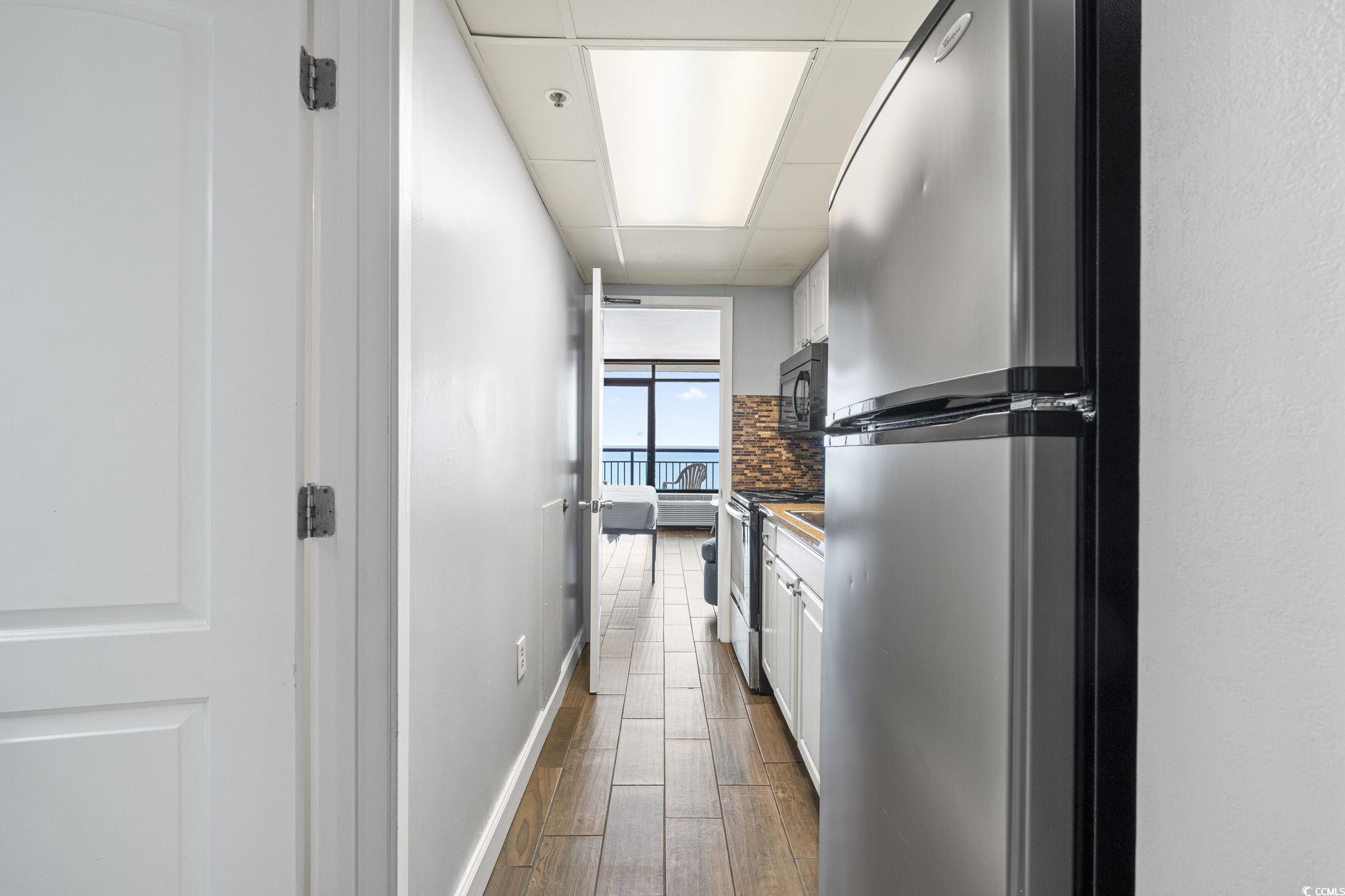 6804 Ocean Blvd. N Property Photo 6