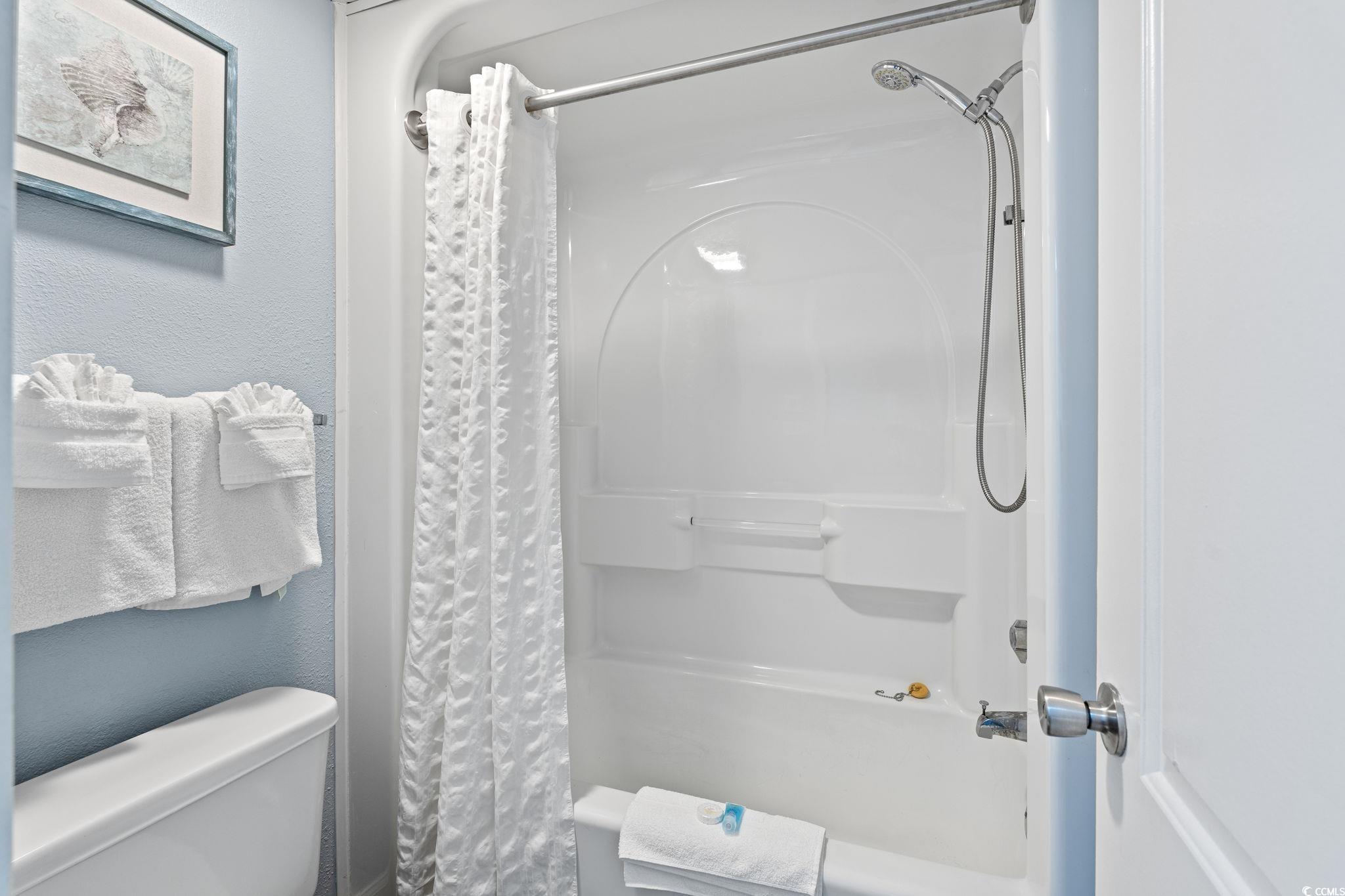 6804 Ocean Blvd. N Property Photo 10