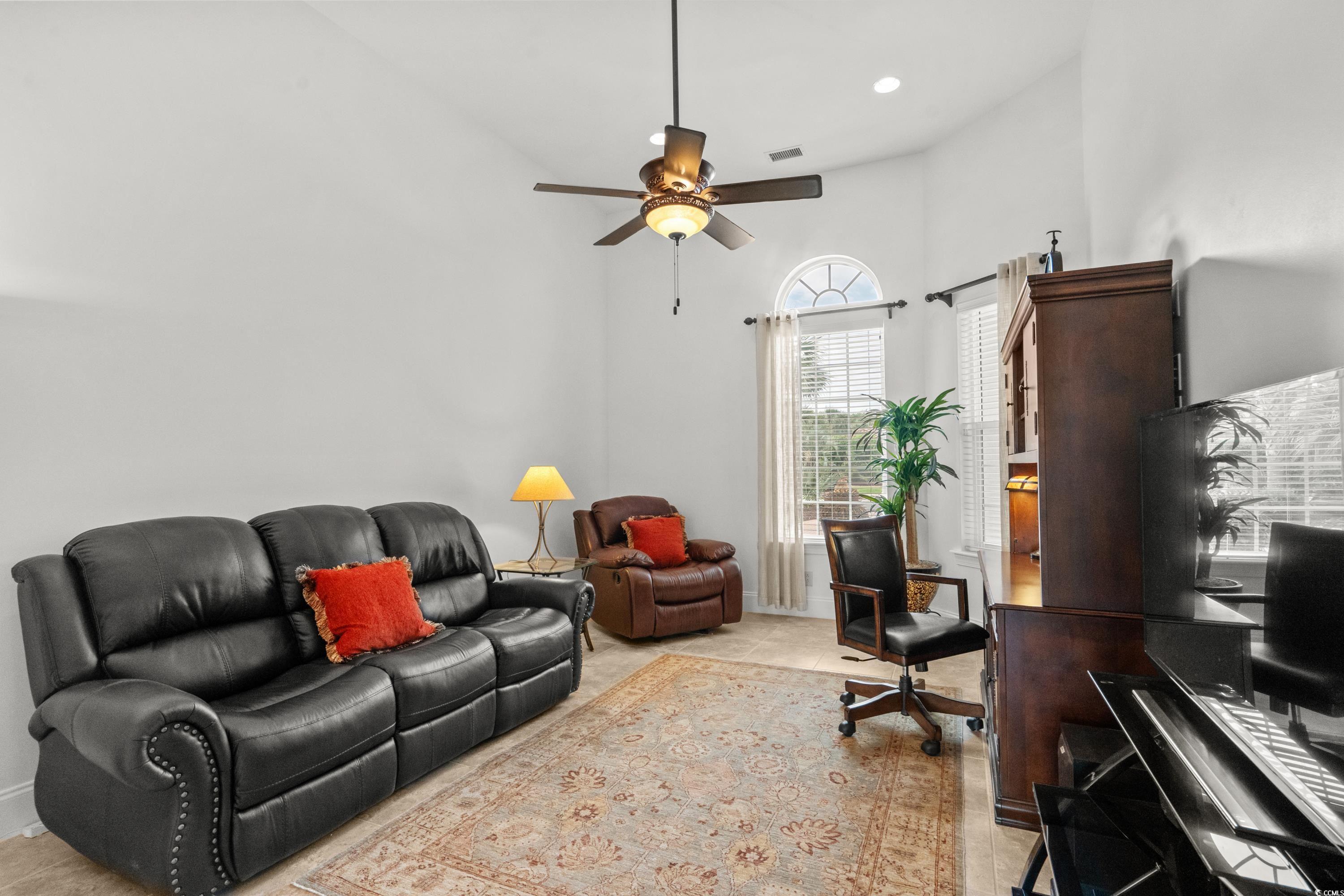 7268 Seville Dr. Property Photo 21