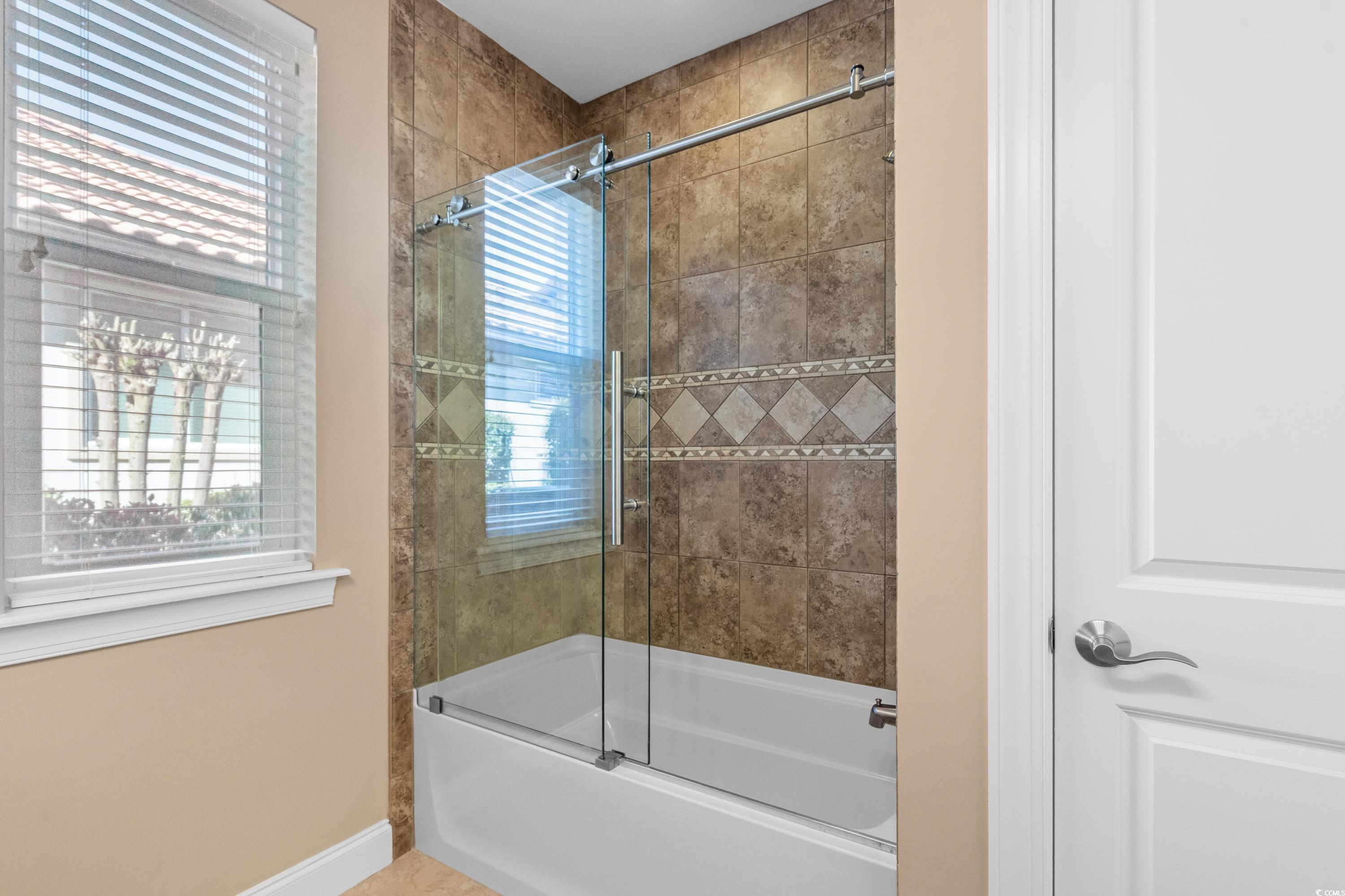7268 Seville Dr. Property Photo 27
