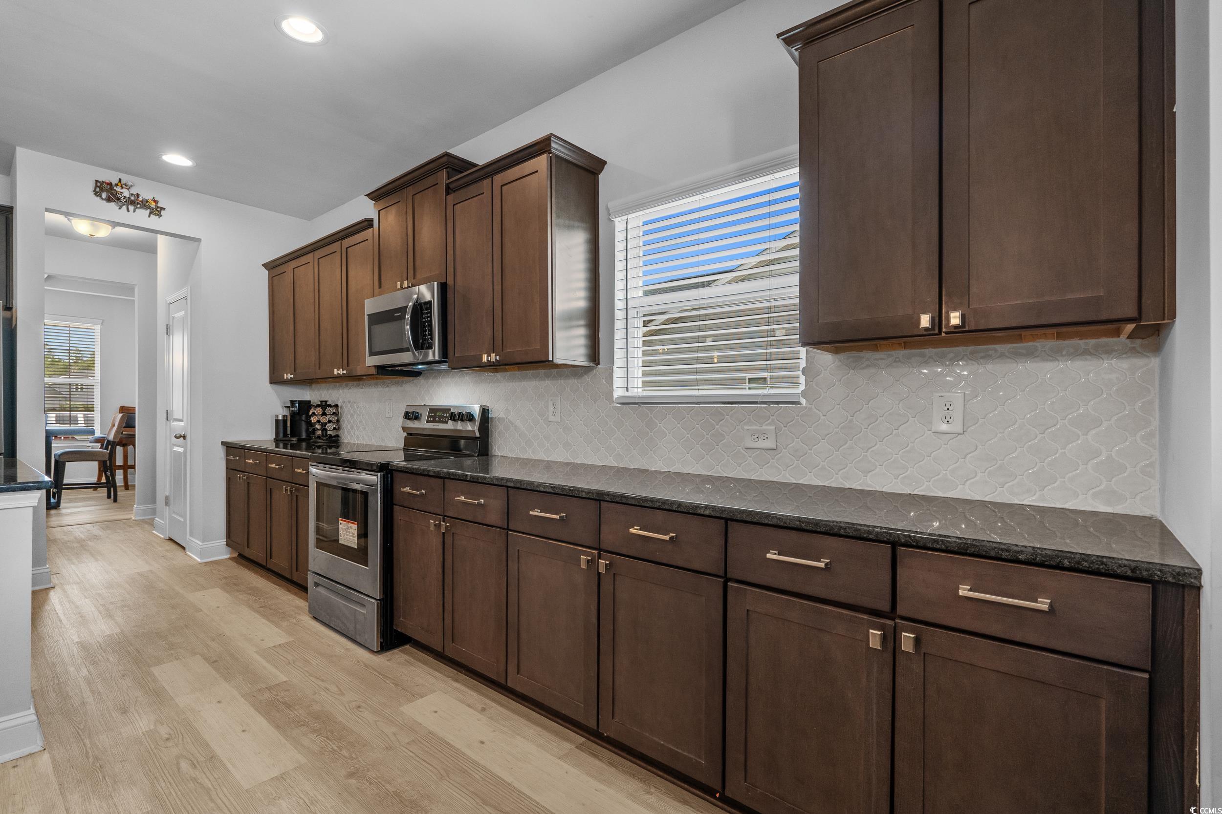 2064 Hazlette Loop Property Photo 11