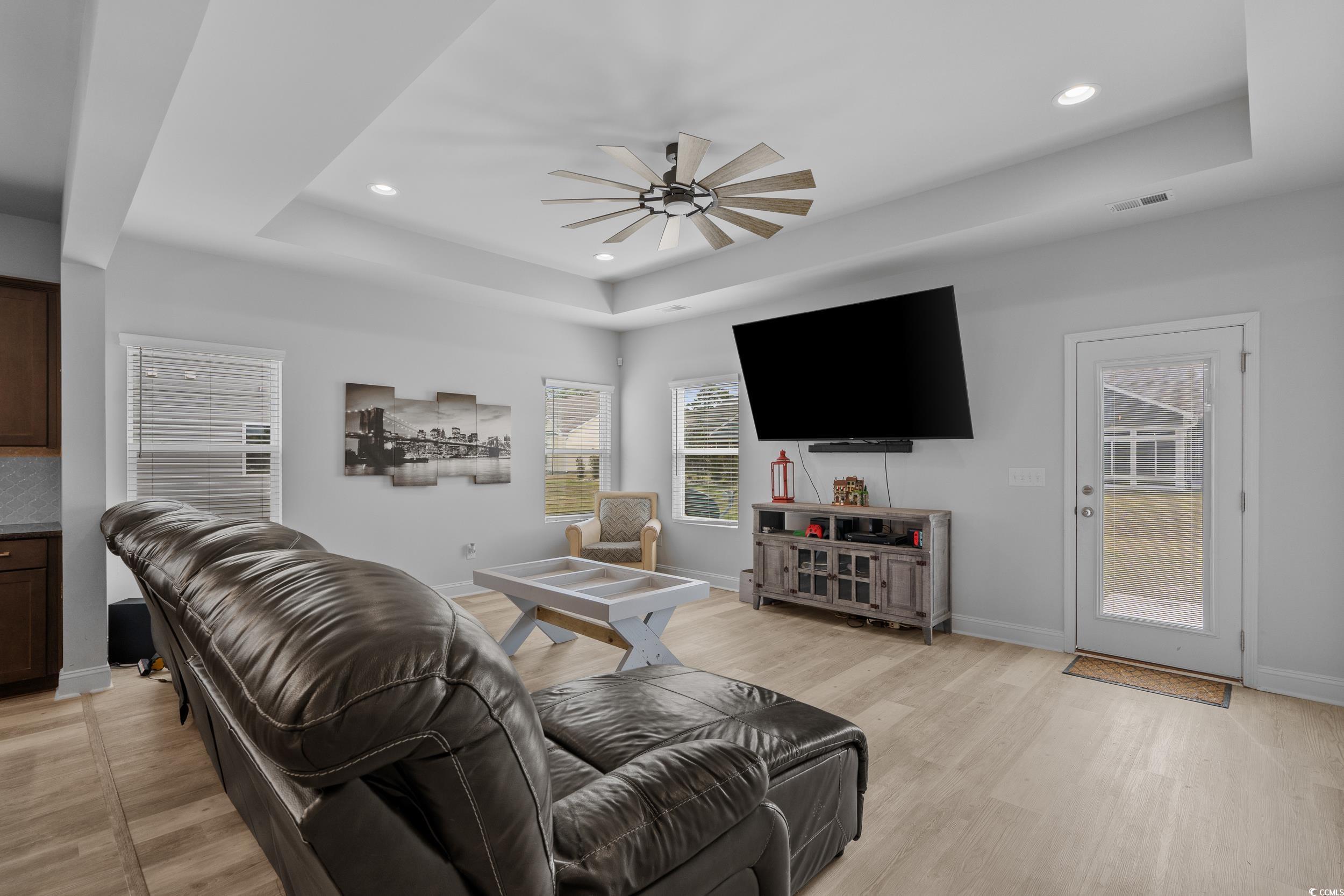 2064 Hazlette Loop Property Photo 13