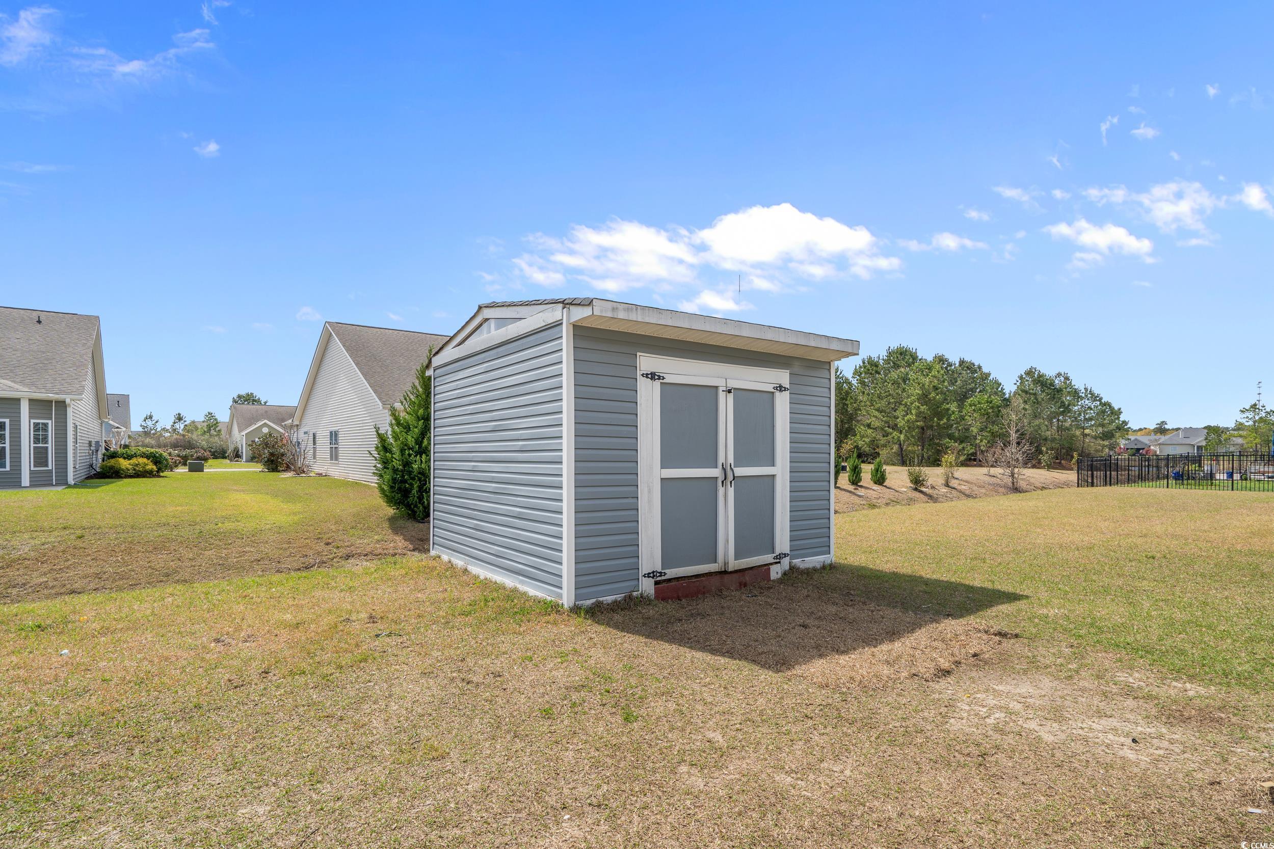 2064 Hazlette Loop Property Photo 23