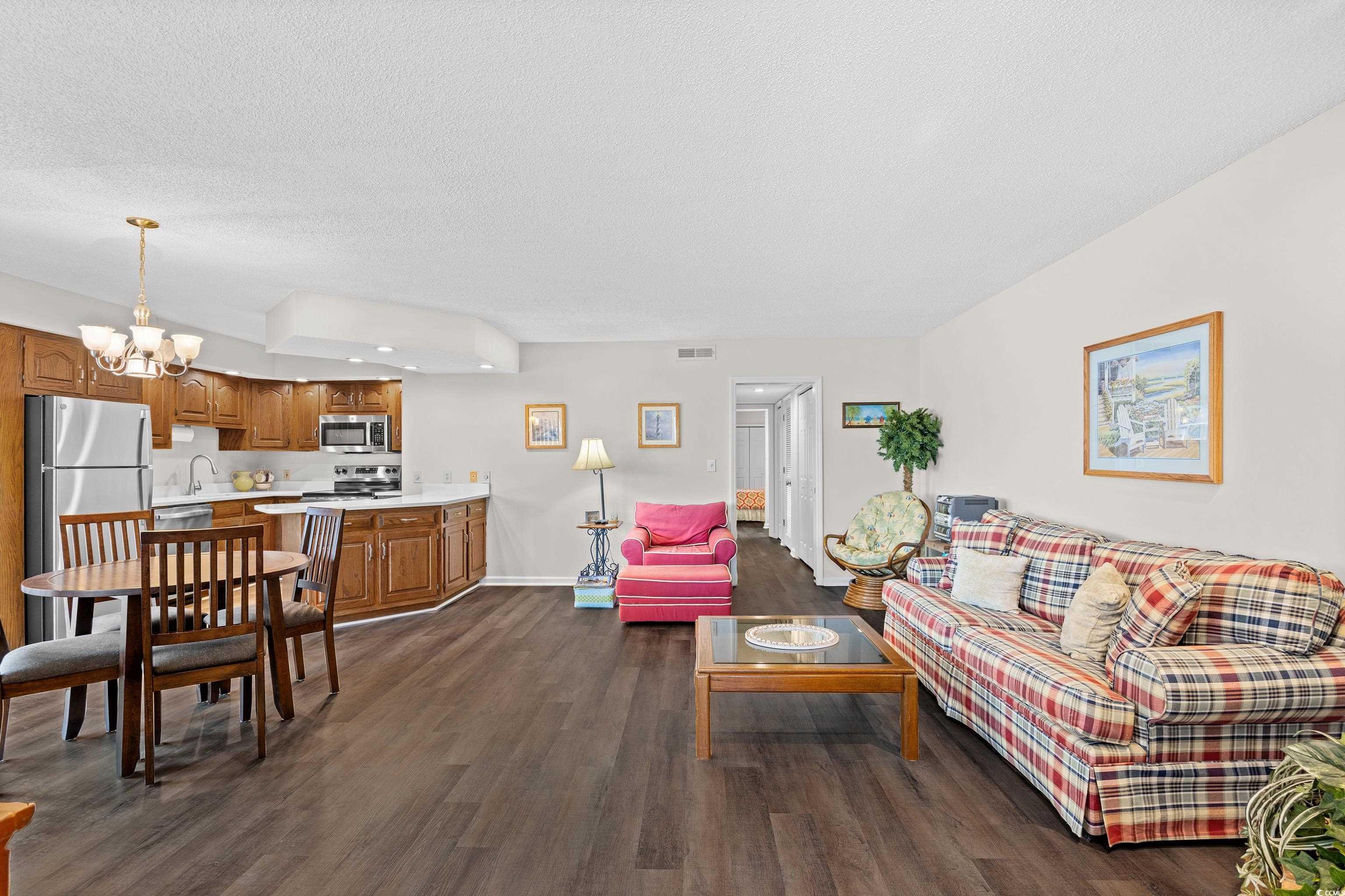 4222 Pinehurst Circle Property Photo 2