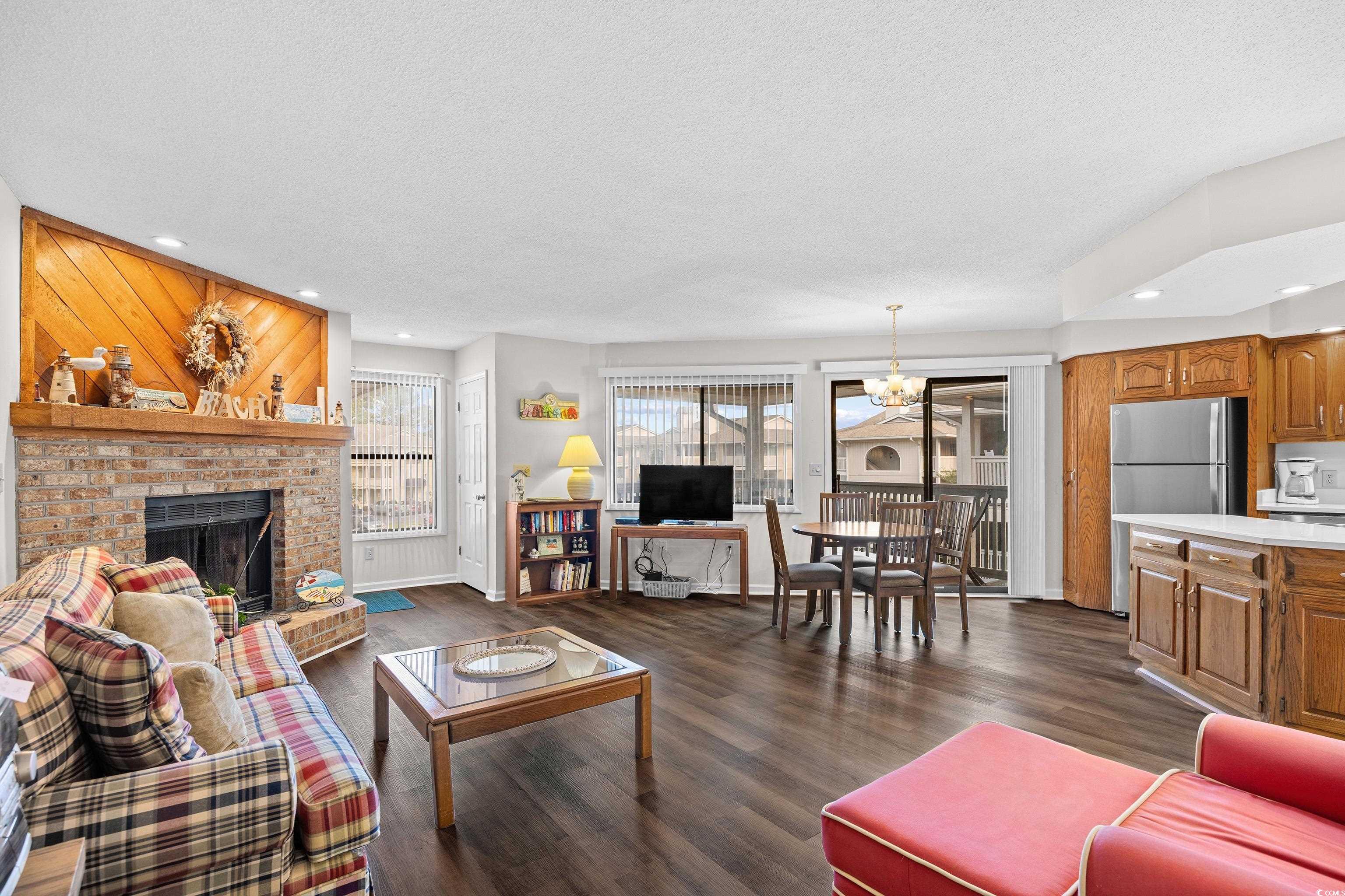 4222 Pinehurst Circle Property Photo 6