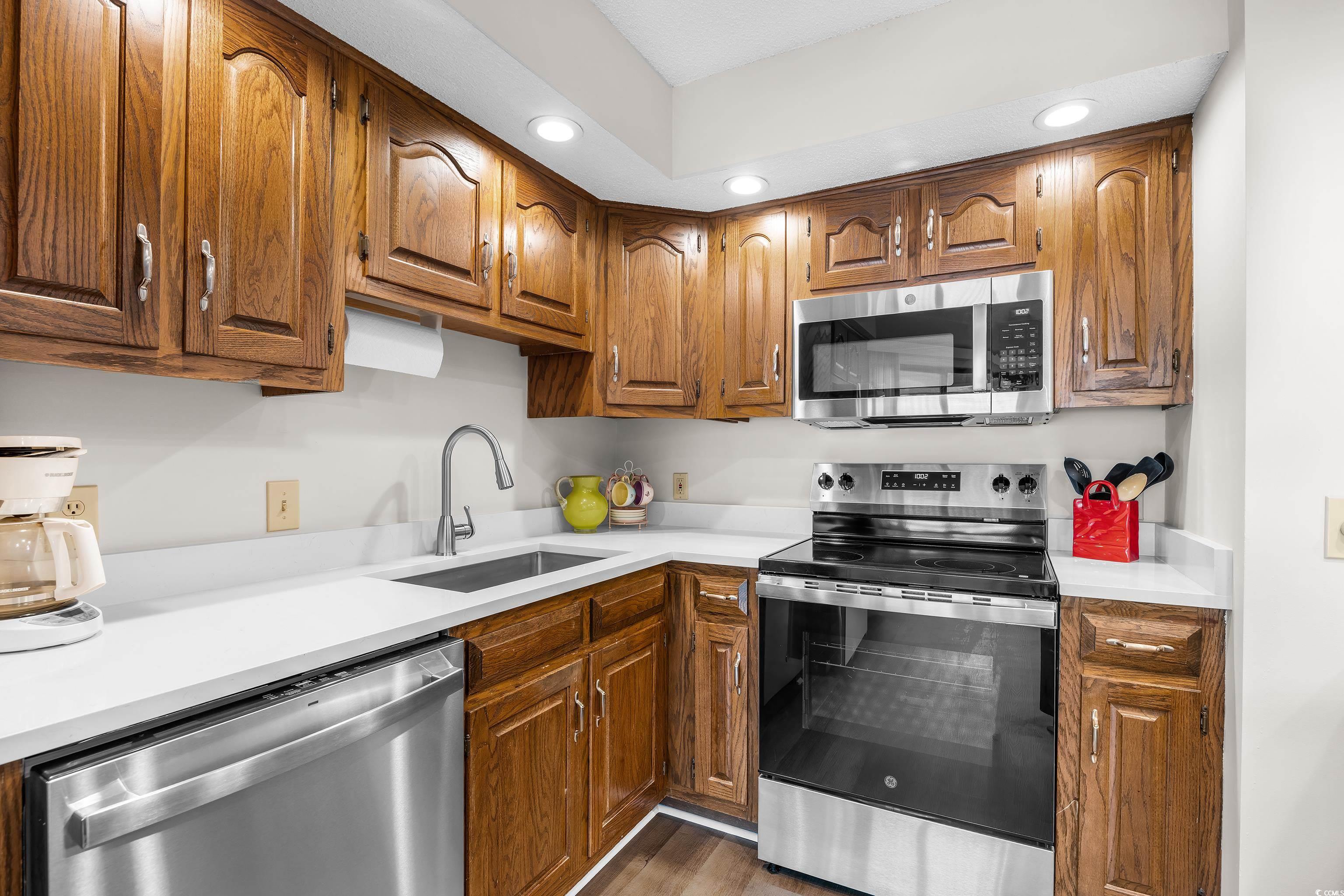 4222 Pinehurst Circle Property Photo 14