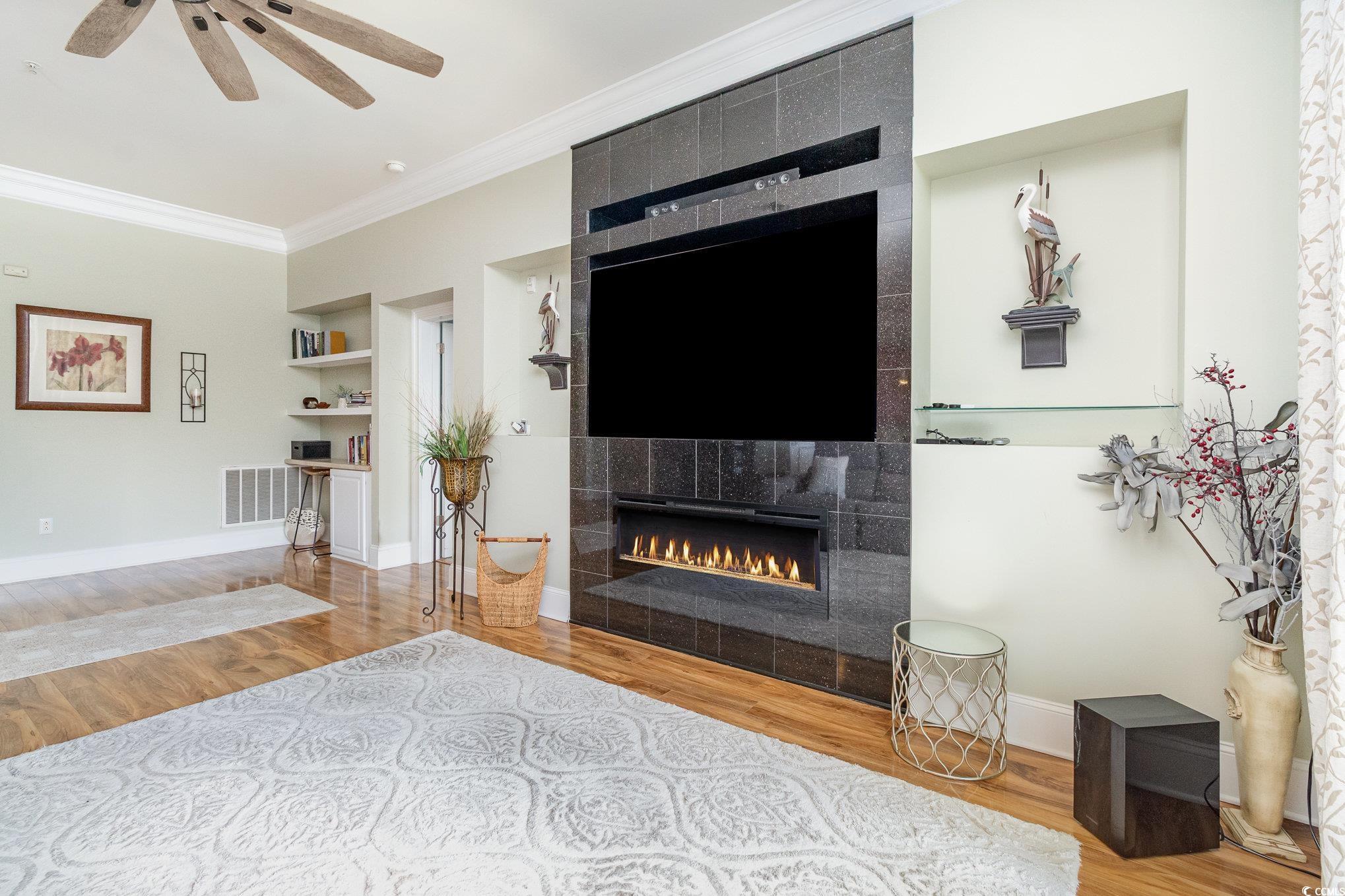 257 Venice Way Property Photo 8