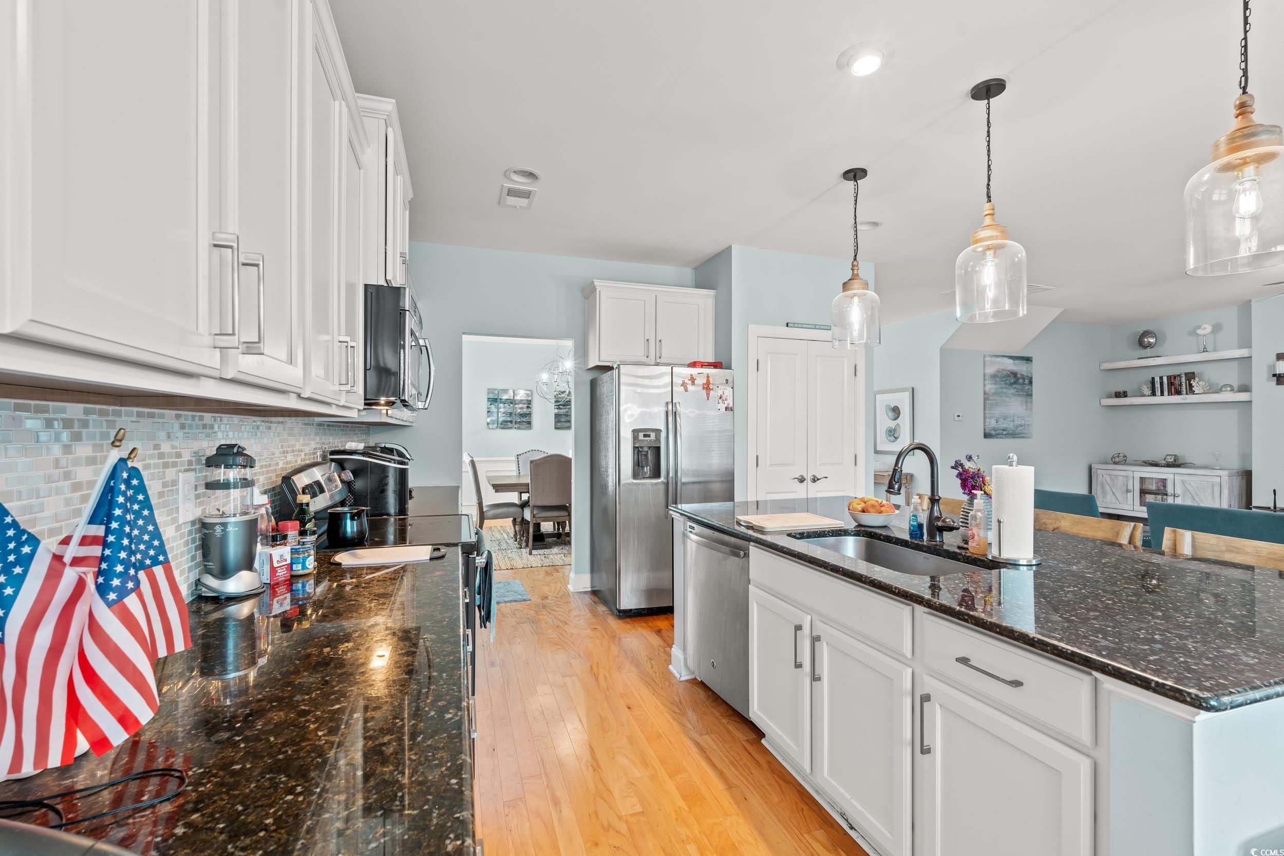 2402 Via Palma Dr. Property Photo 6