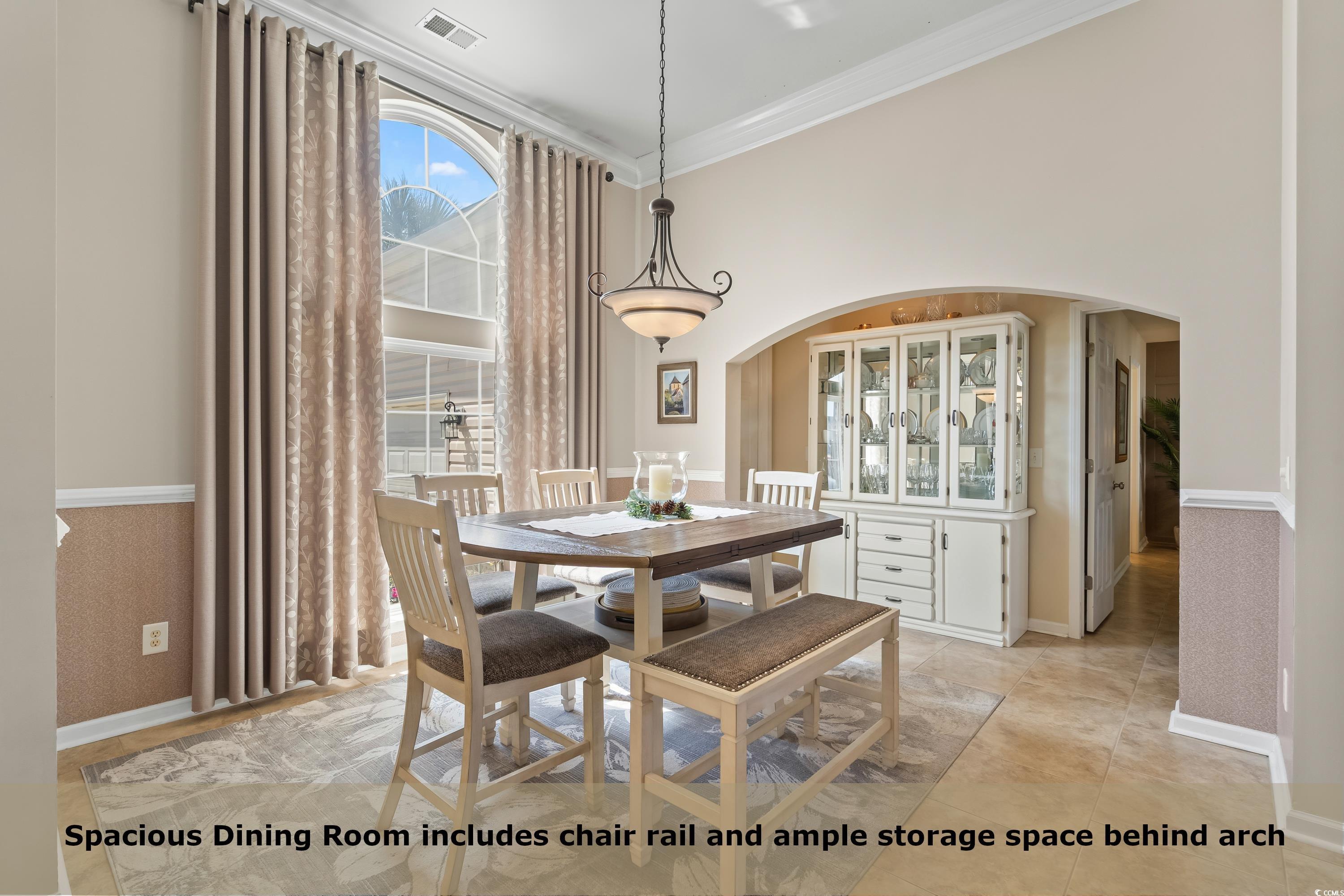 7270 Guinevere Circle Property Photo 4