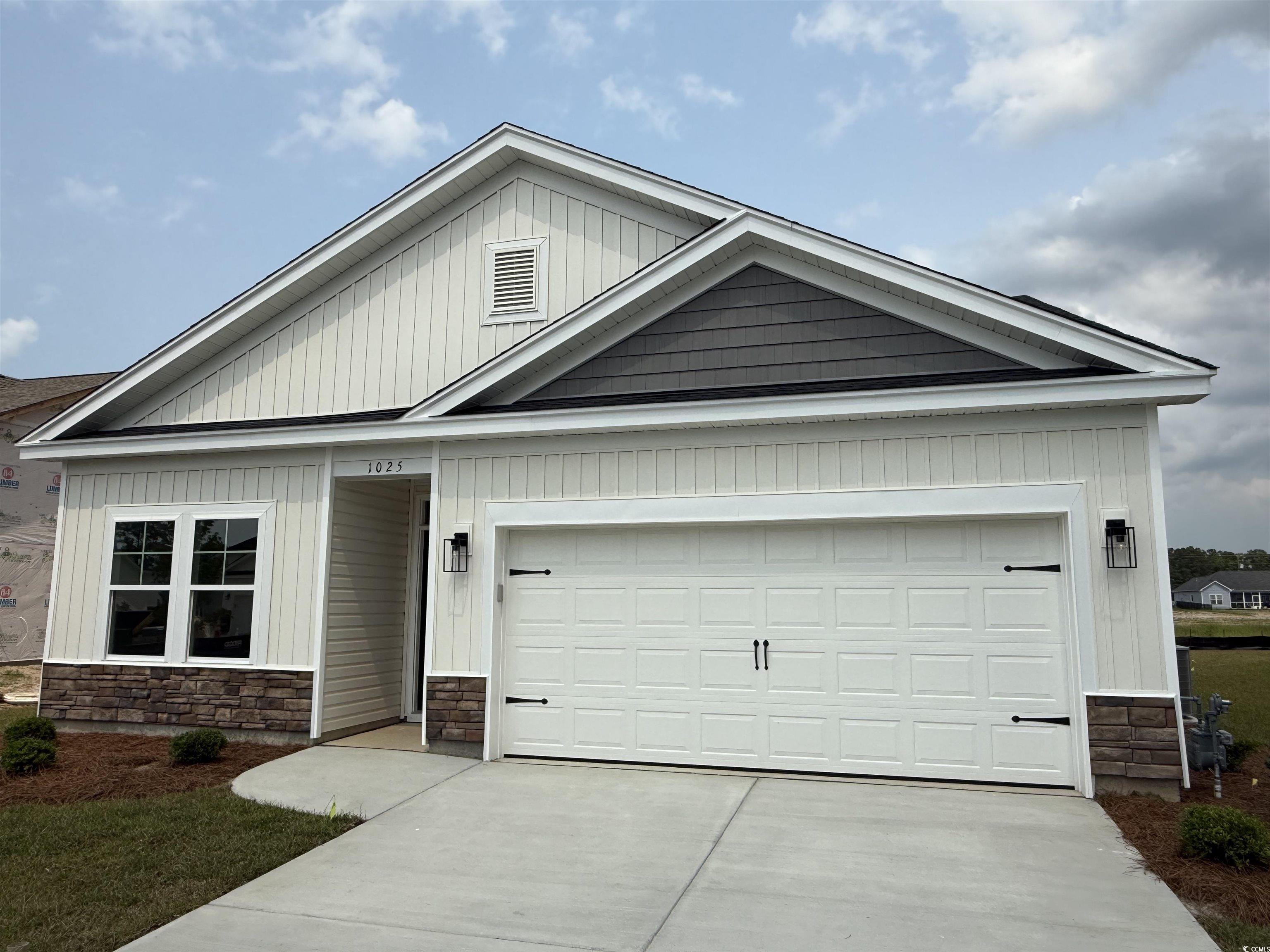 1025 Jase Dr. Property Photo 1