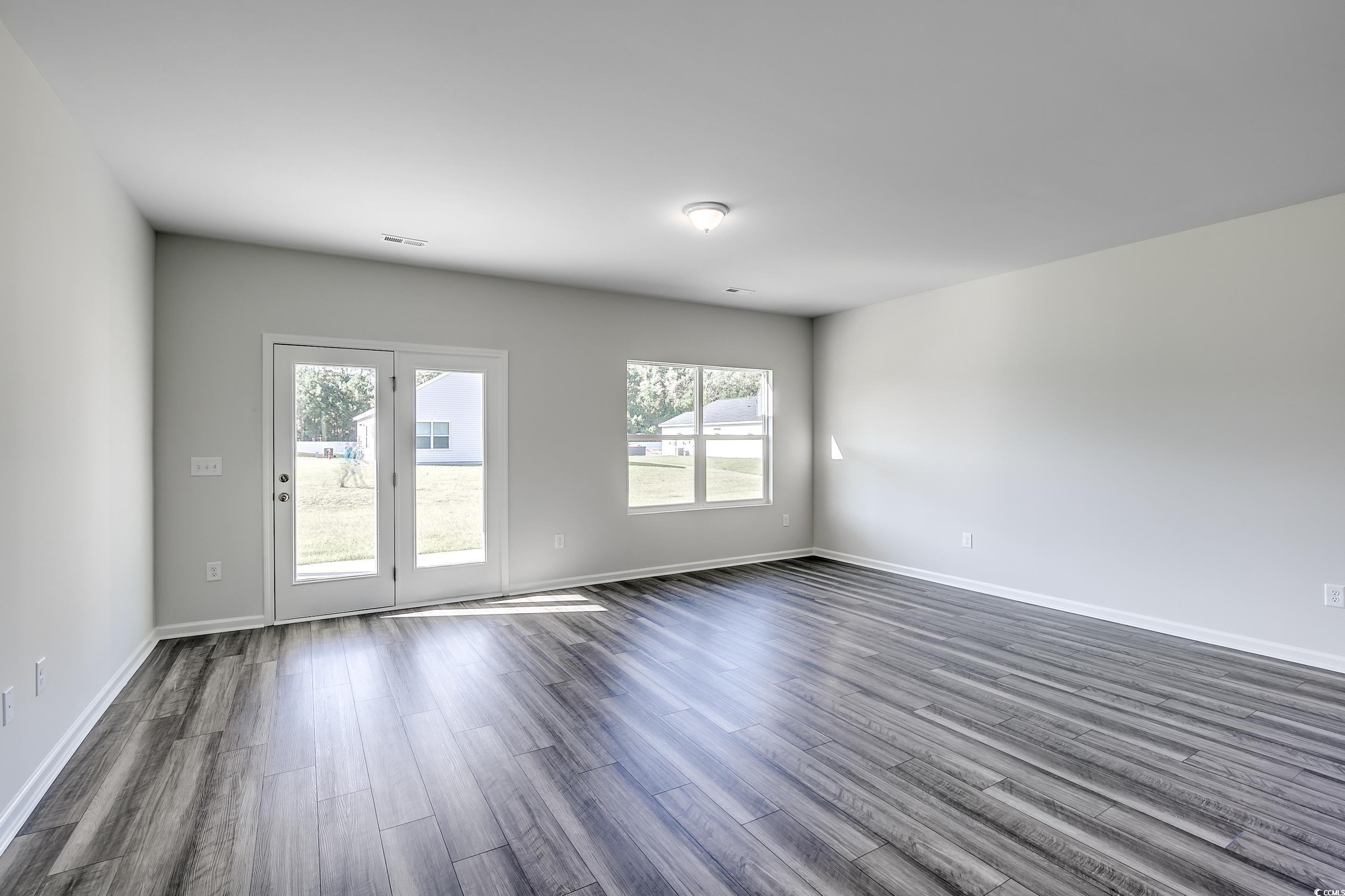 220 Sundrop Way Property Photo 14