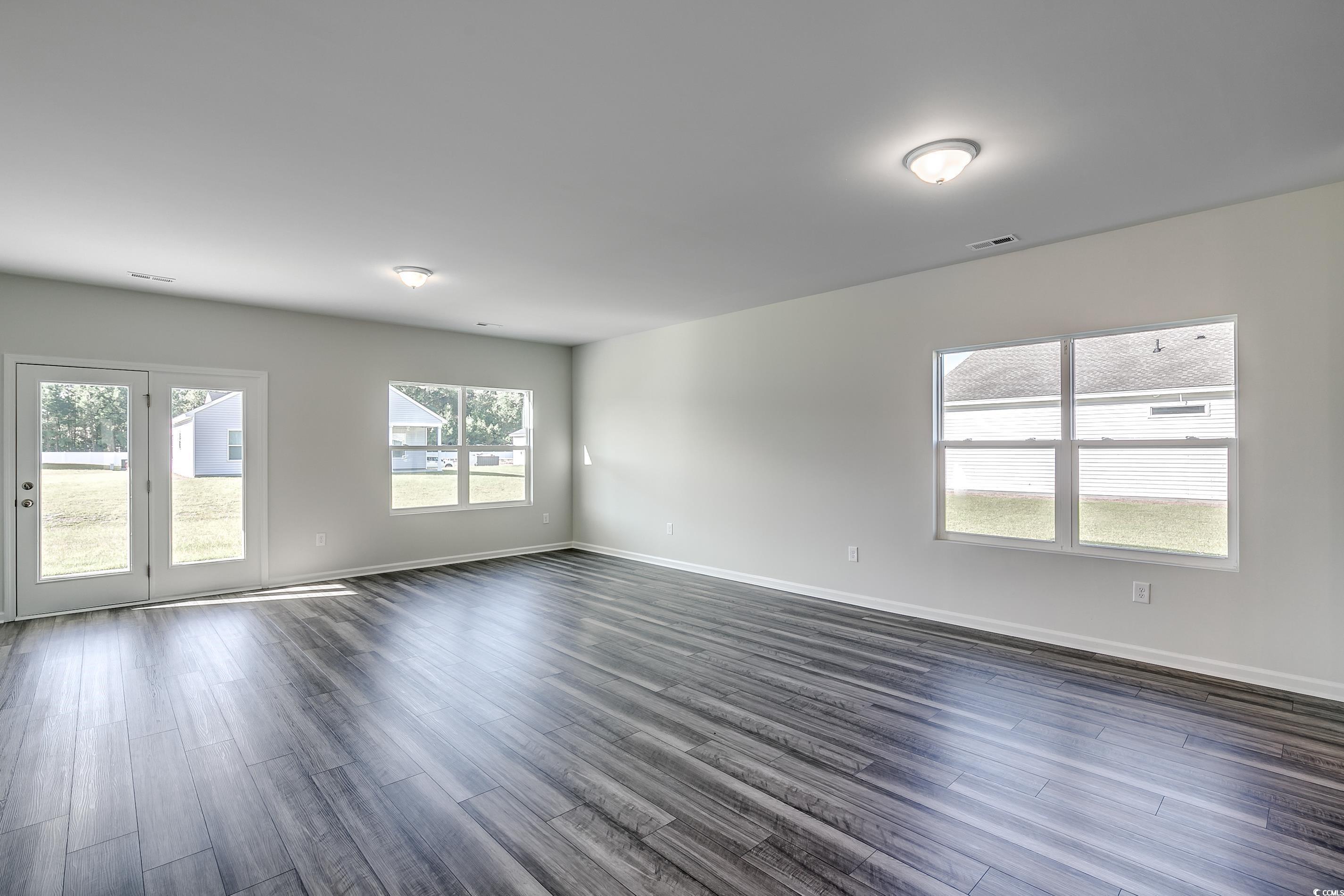 220 Sundrop Way Property Photo 15