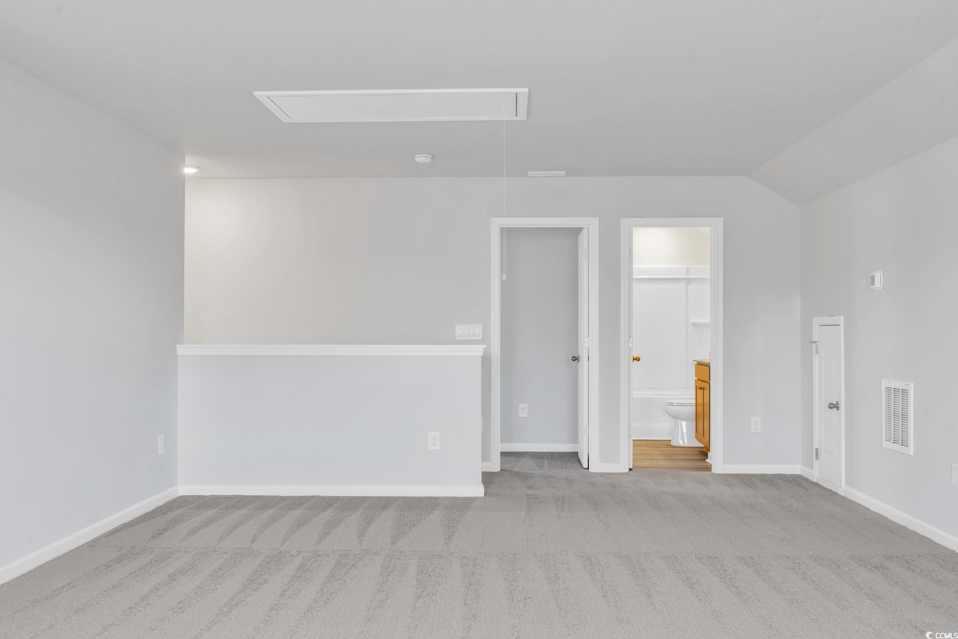 415 Joseph St Property Photo 23