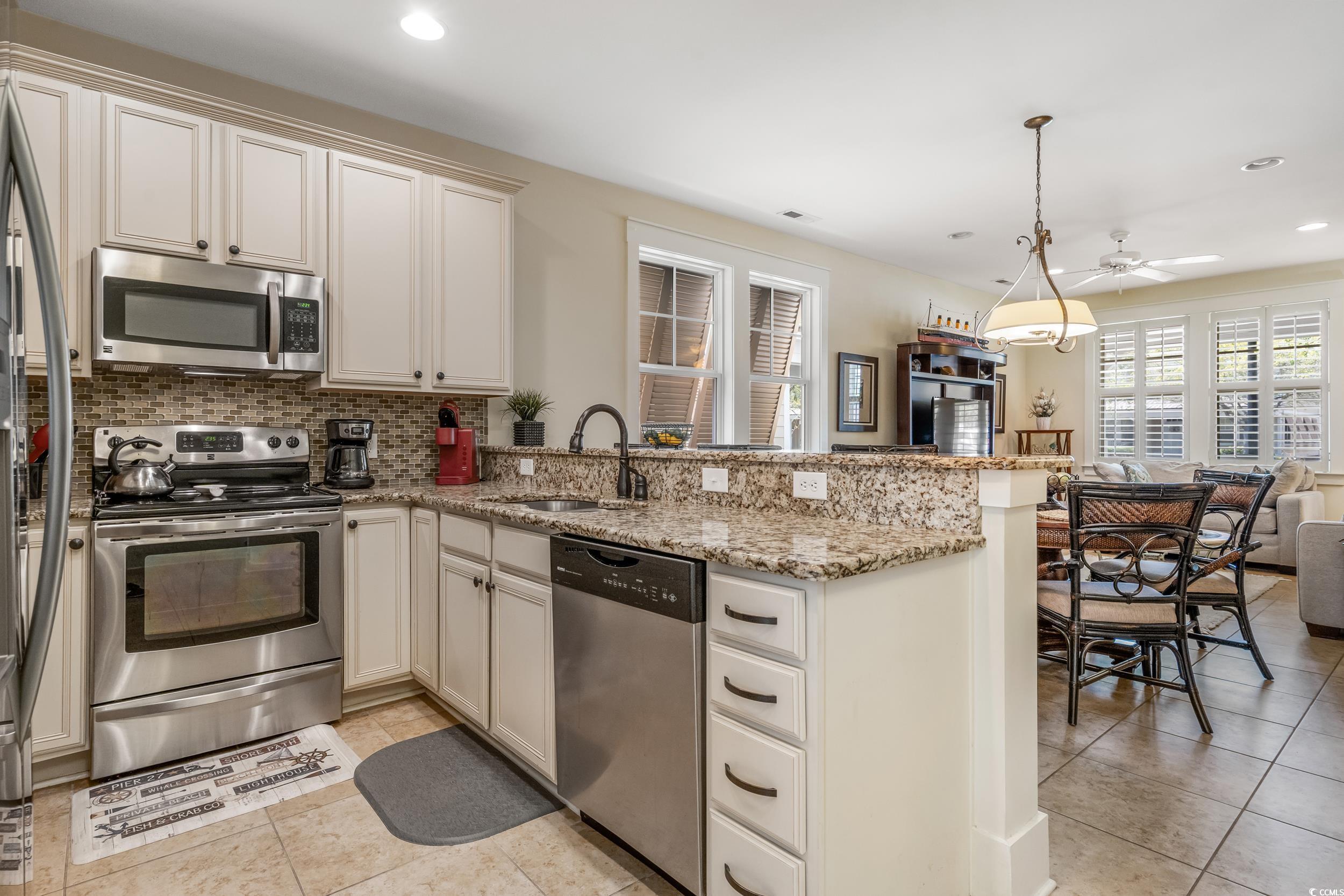 4905 N Market St. Property Photo 14