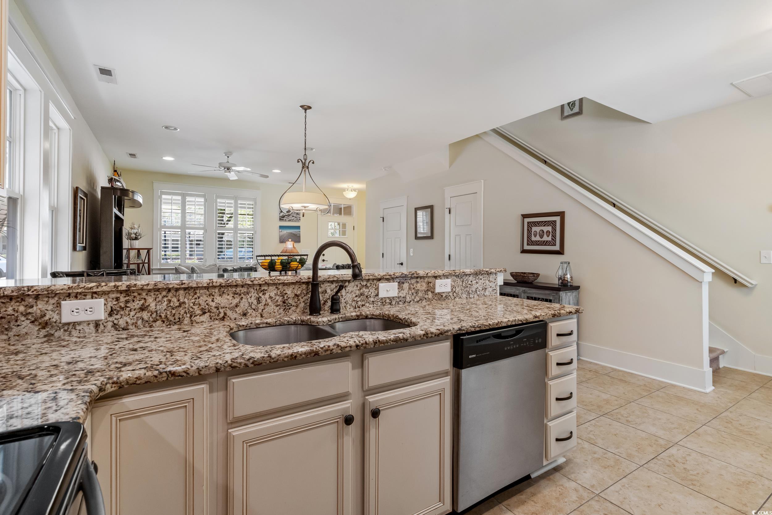 4905 N Market St. Property Photo 16