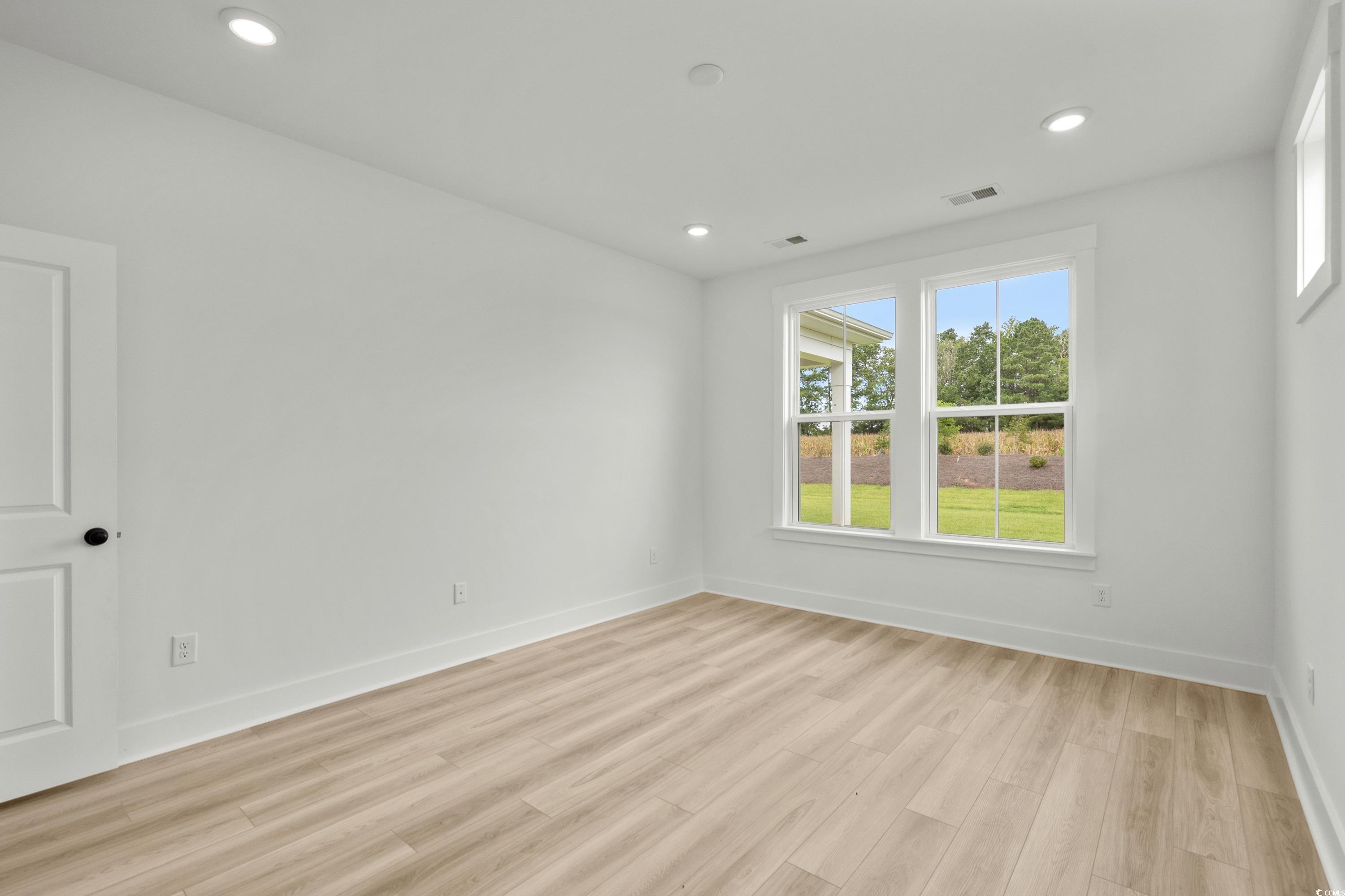 156 Joyce Dr Property Photo 16
