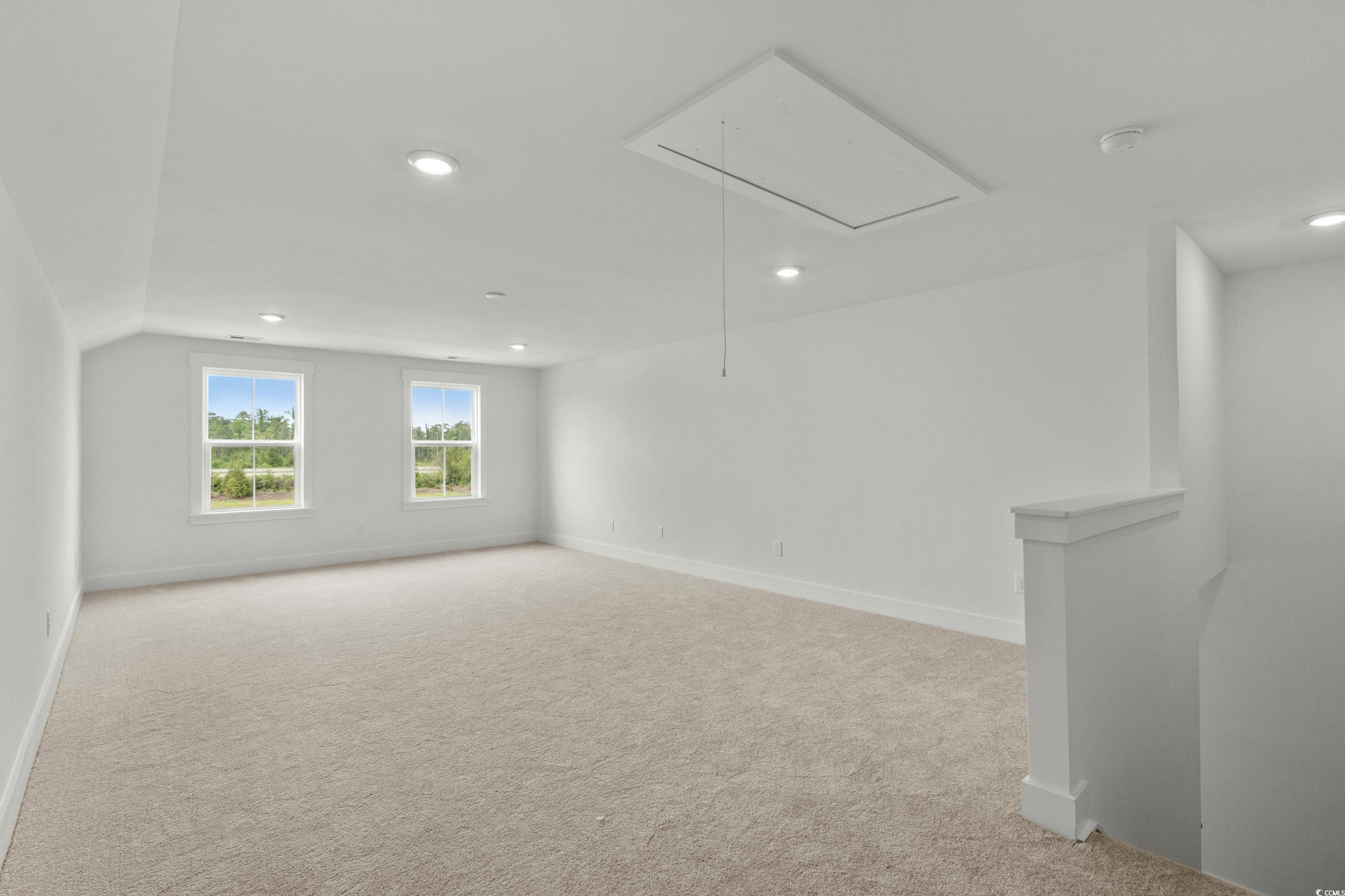 156 Joyce Dr Property Photo 20
