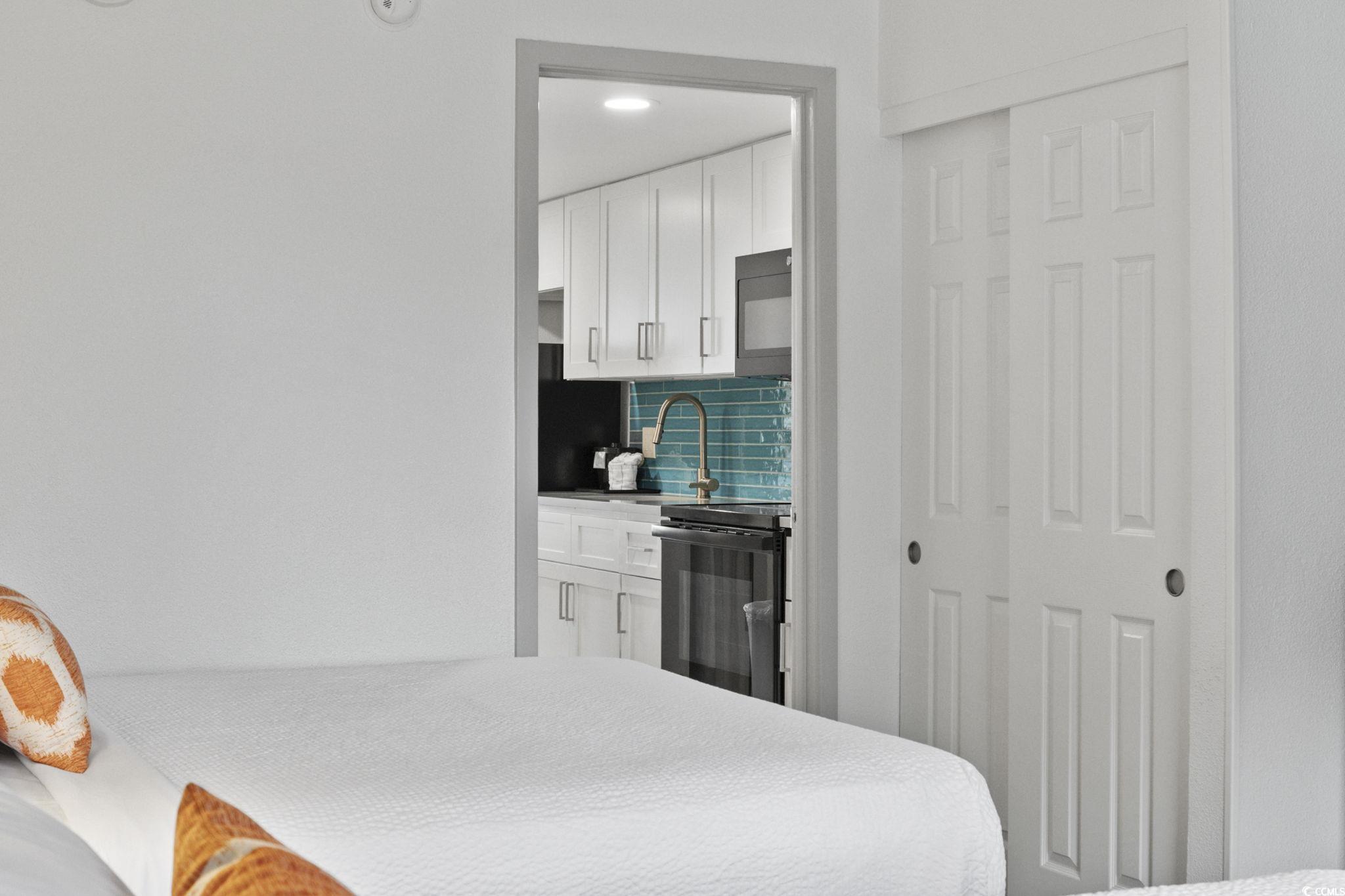 3000 N Ocean Blvd. Property Photo 6