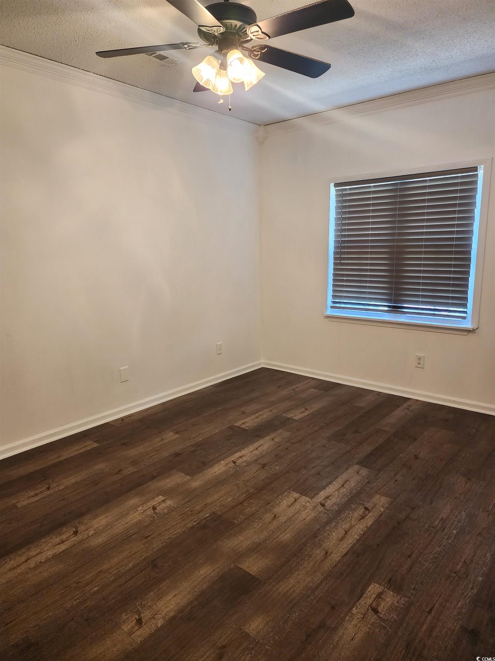 6204 Sweetwater Blvd. Property Photo 19