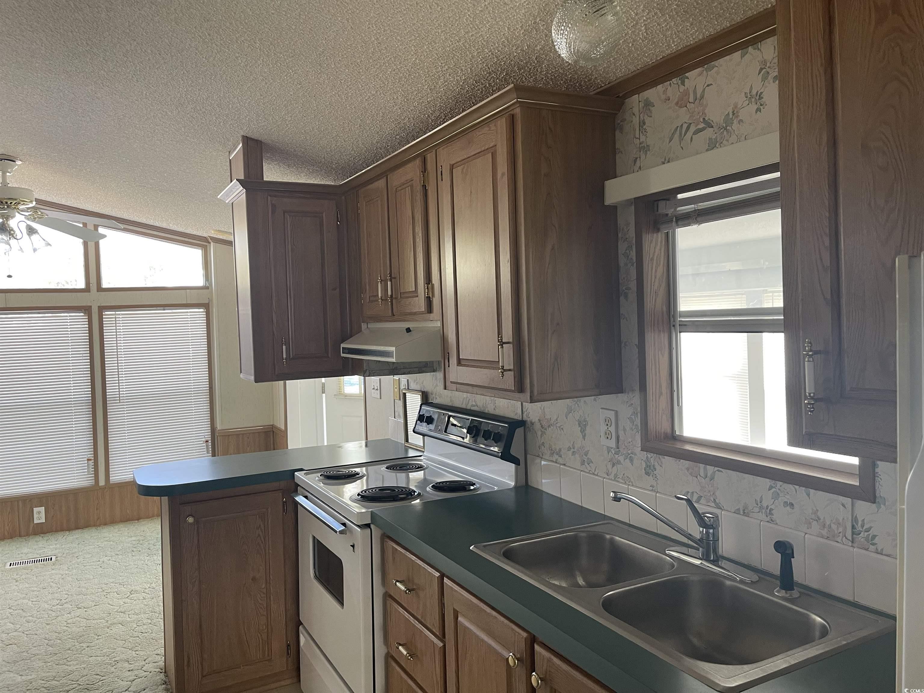 5400 Little River Neck Rd. Property Photo 8