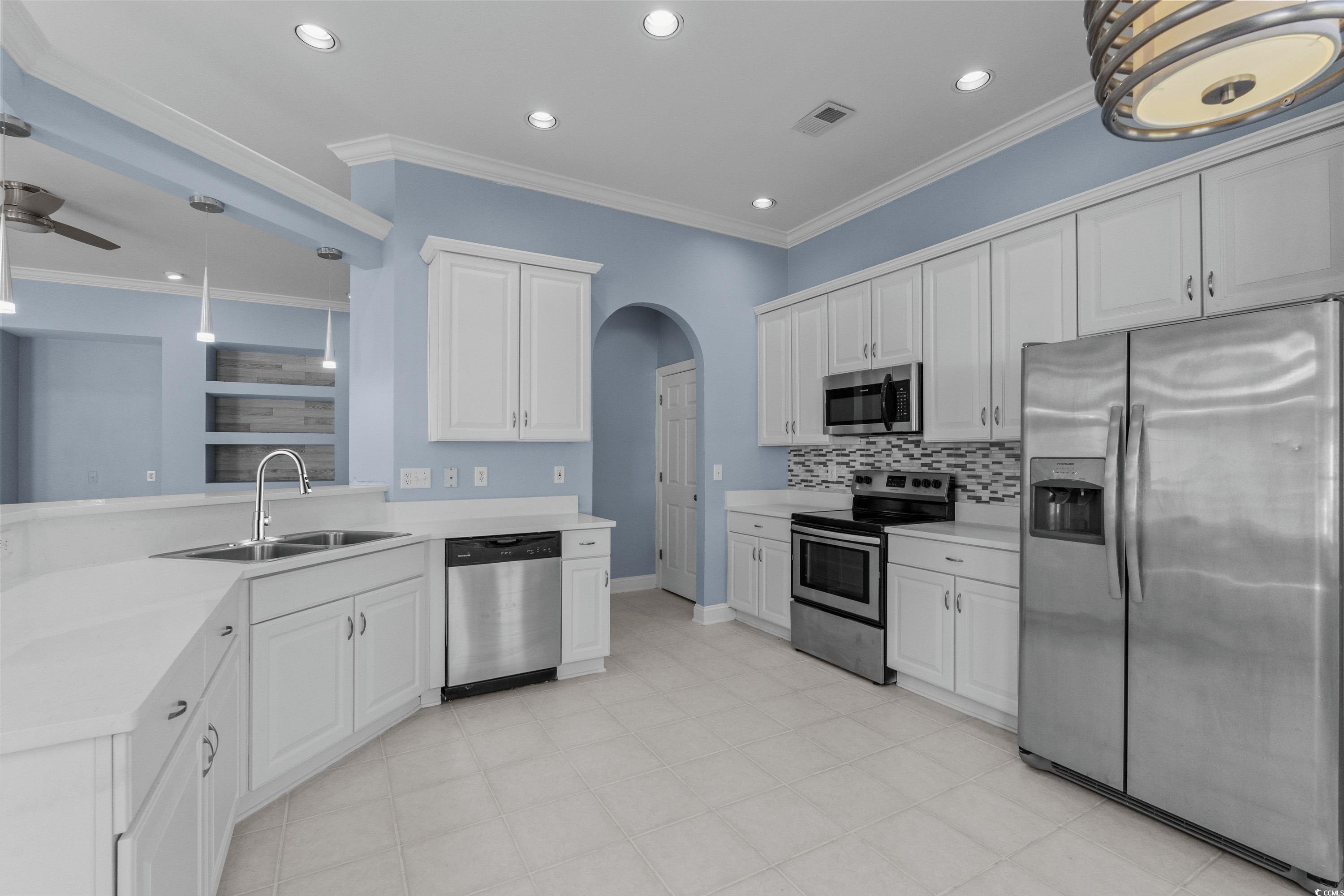 615 Woodbine Ct. Property Photo 7