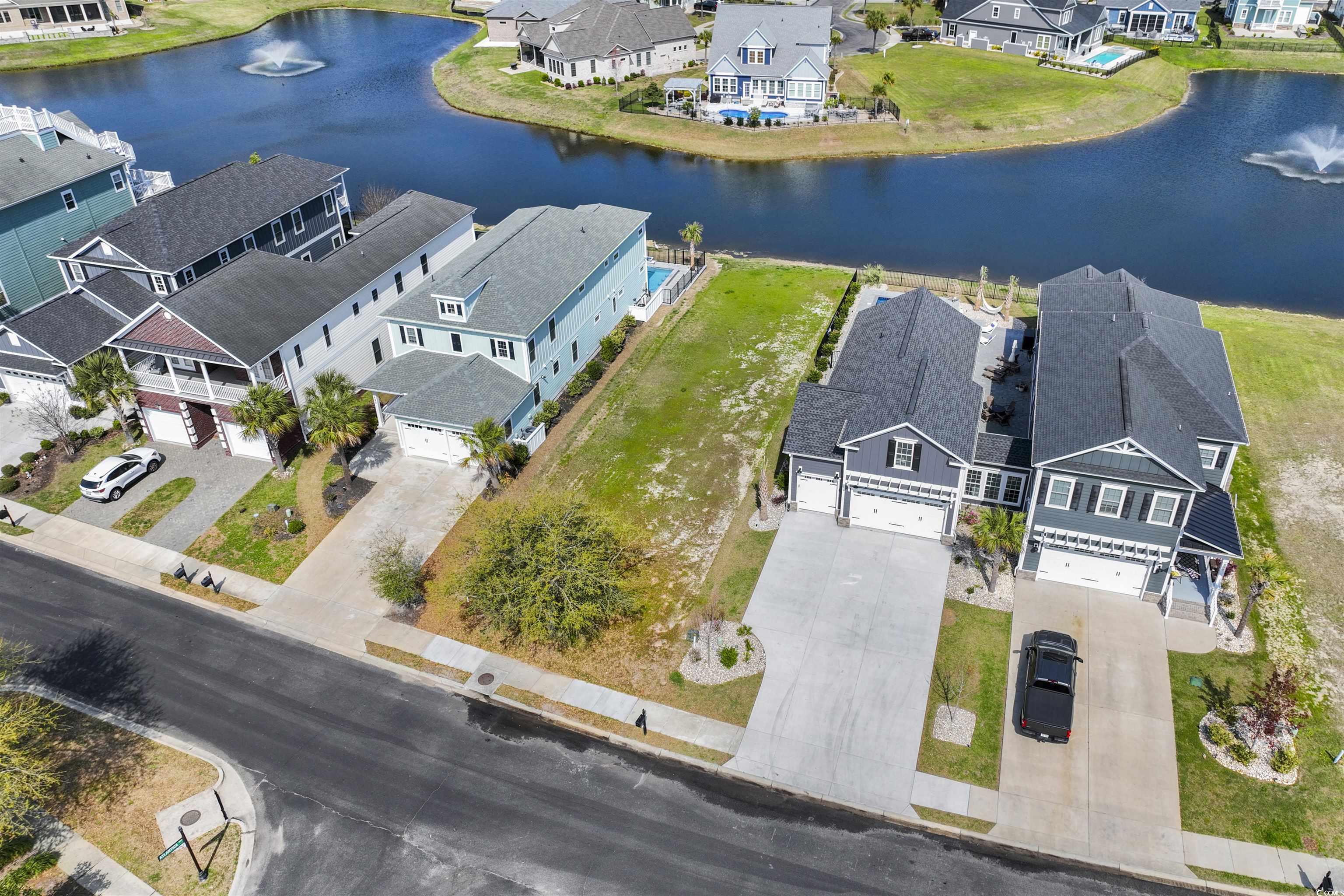 901 Crystal Water Way Property Photo 2