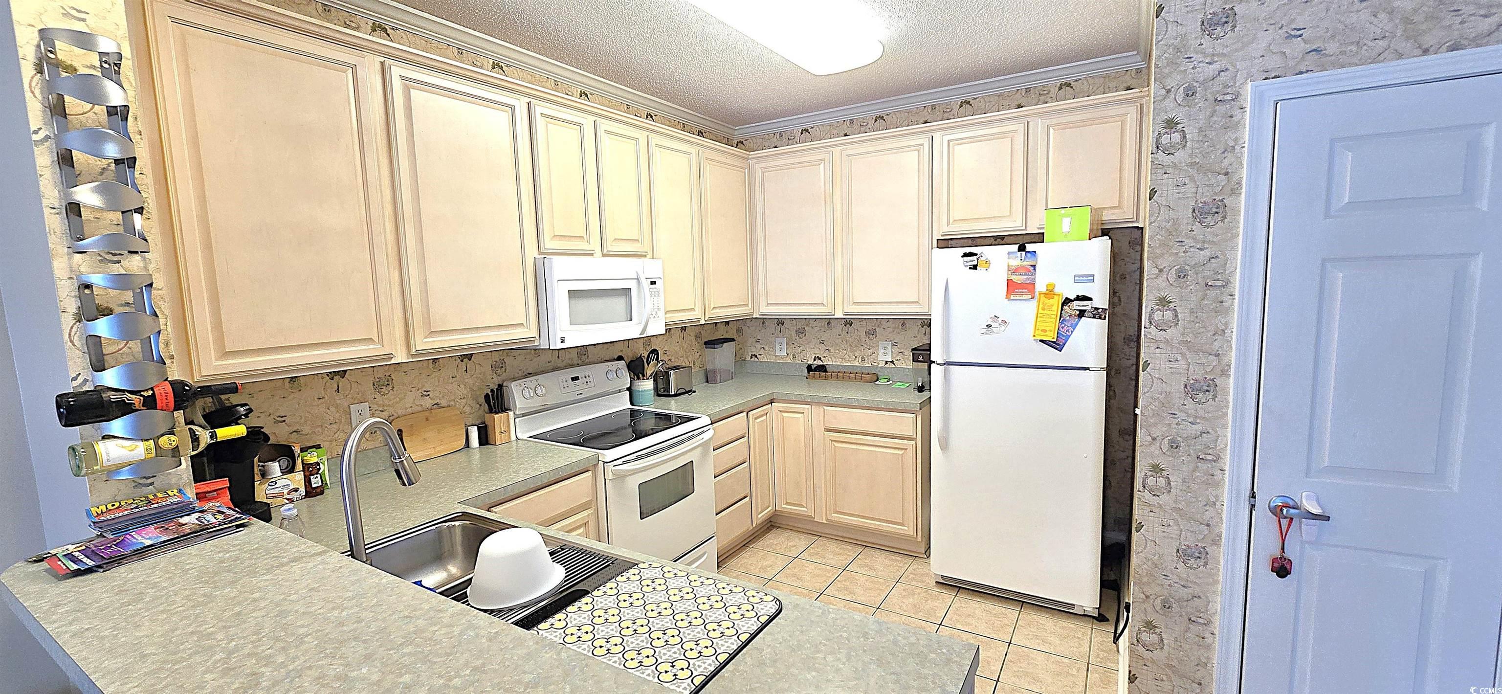 1100 Commons Blvd. Property Photo 3