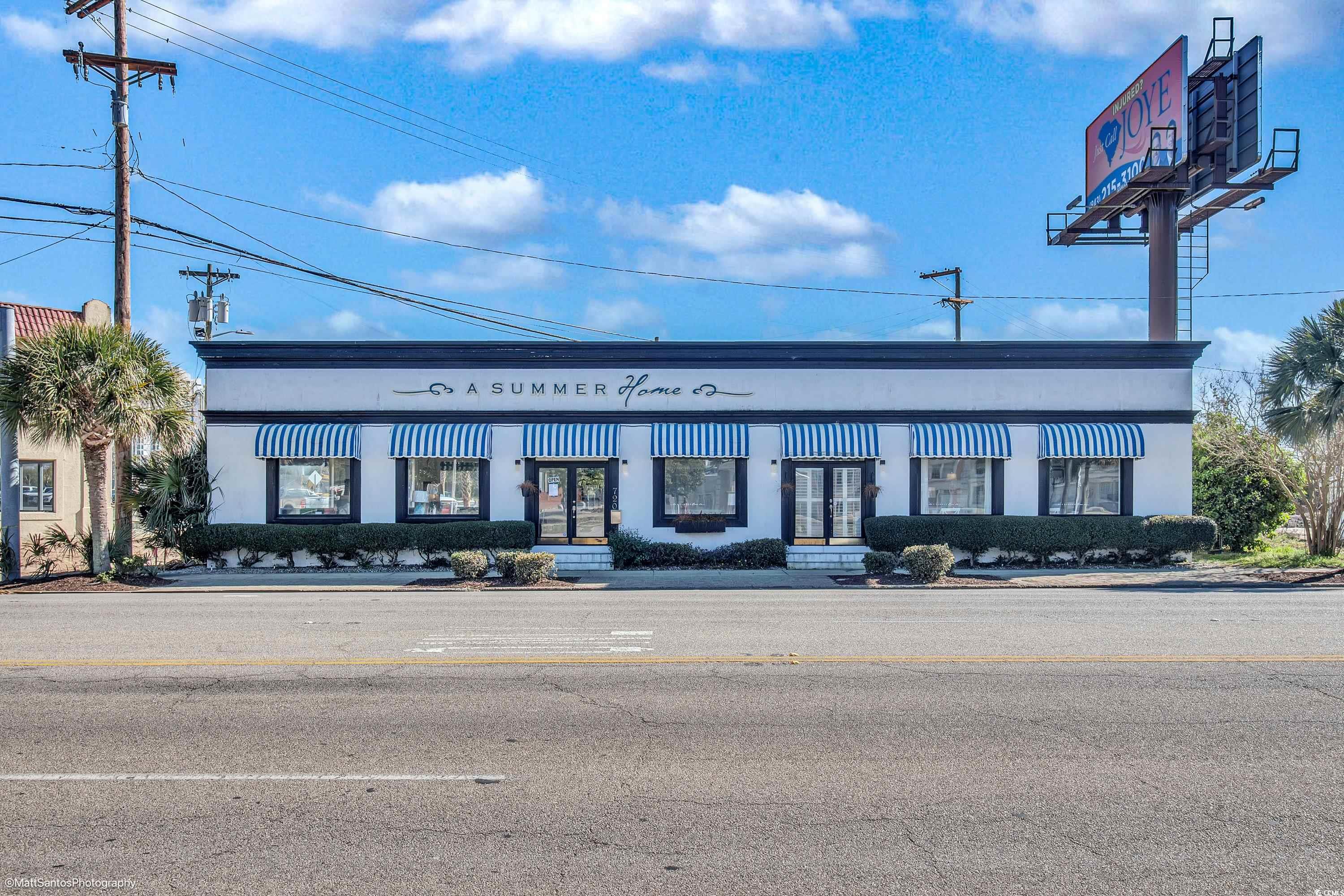 720 Main St. Property Photo 1