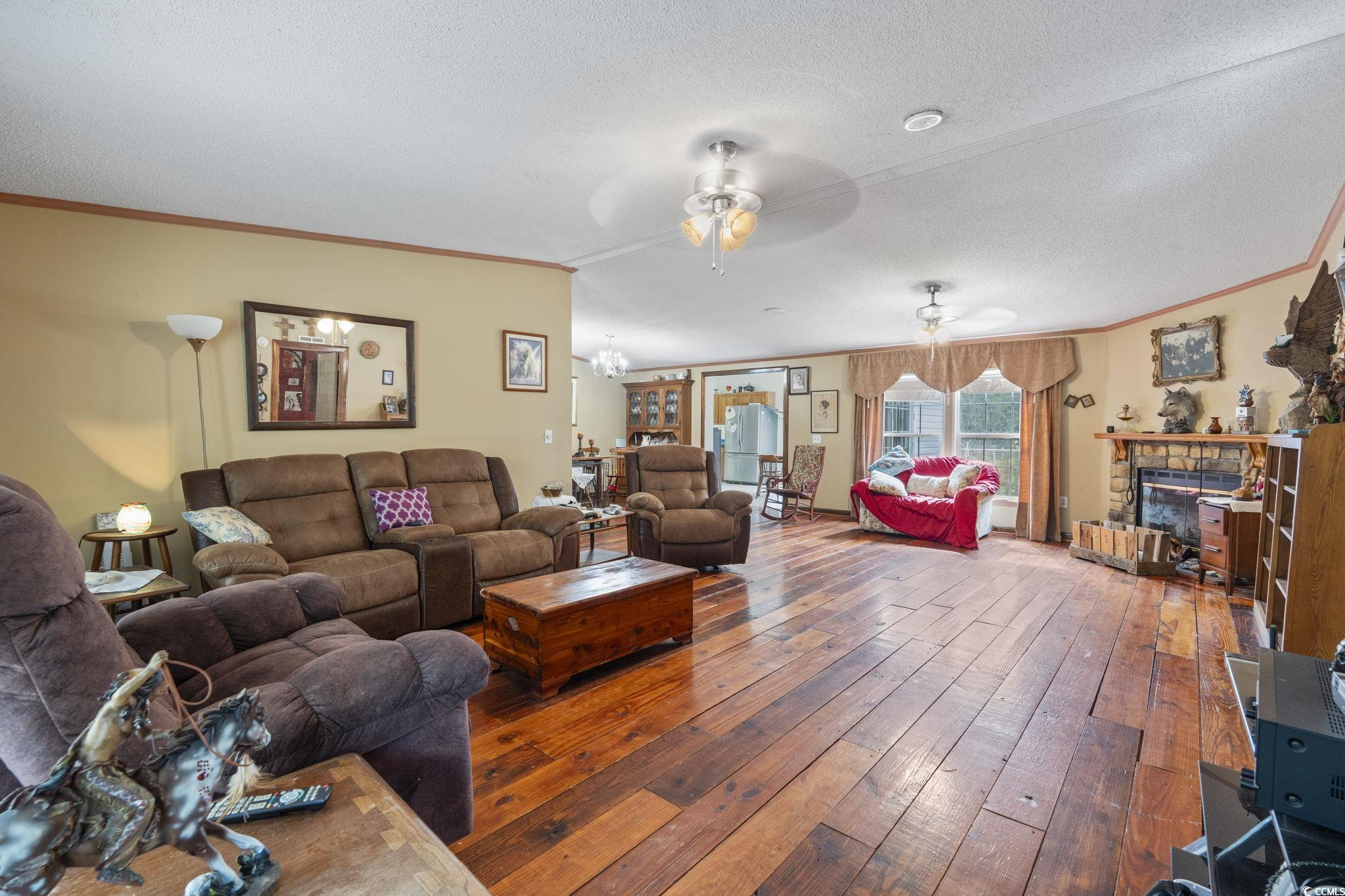 4070 Hollow Dr. Property Photo 7