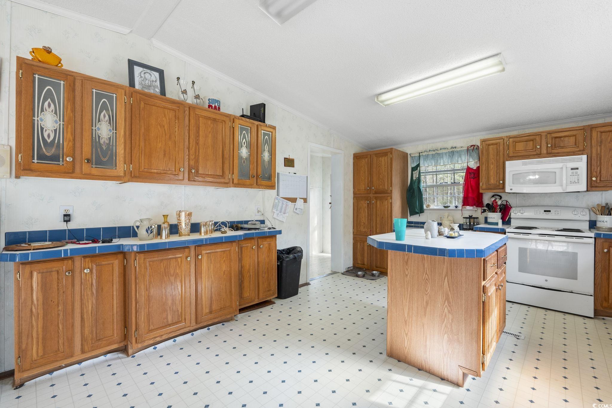 4070 Hollow Dr. Property Photo 32
