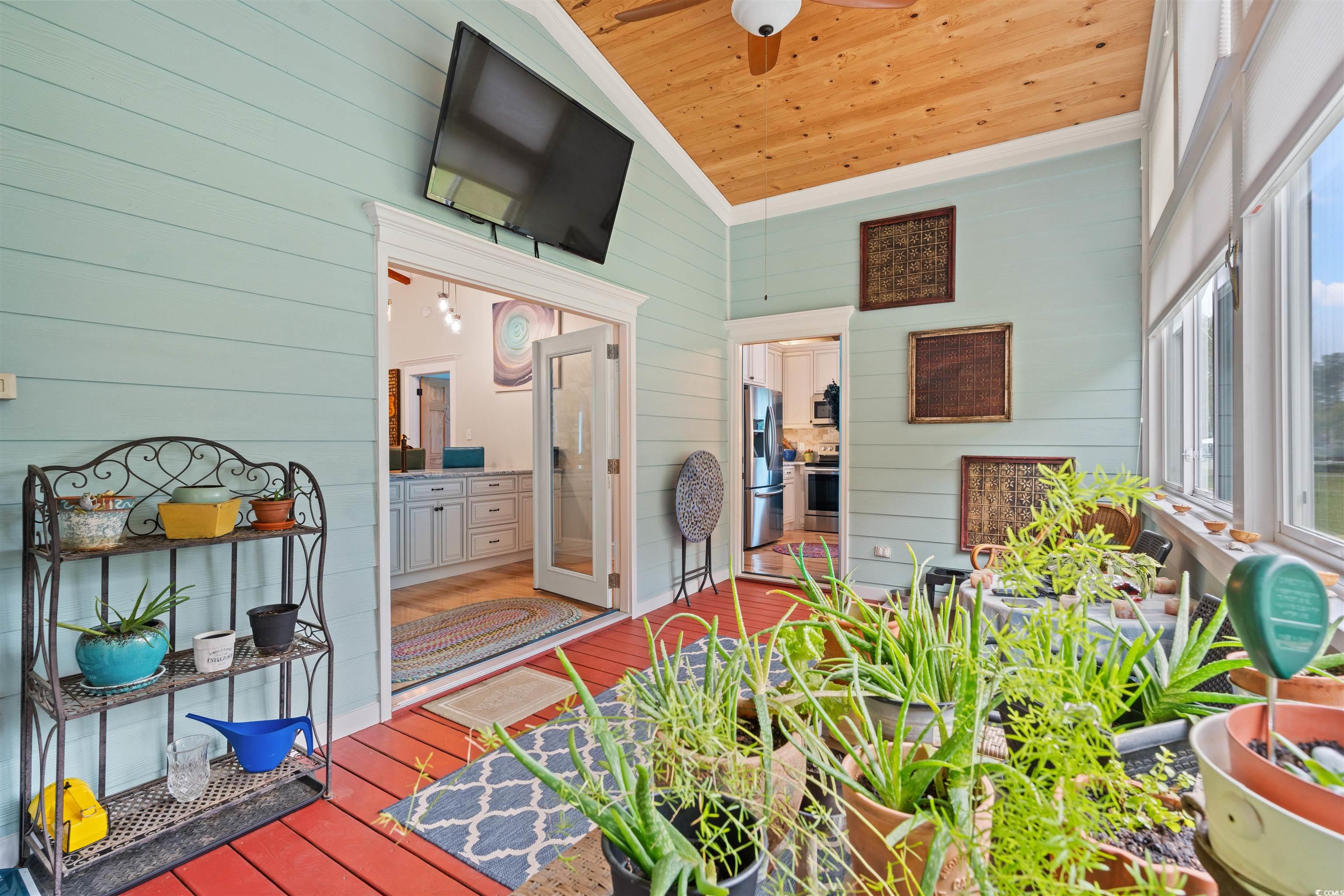 67 Kingsbury Pl. Property Photo 13