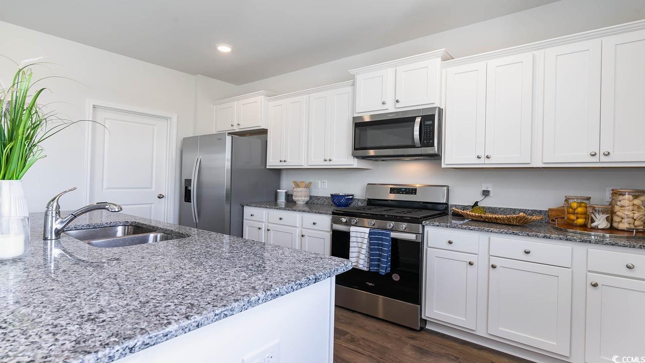 715 Chazen Way Property Photo 3
