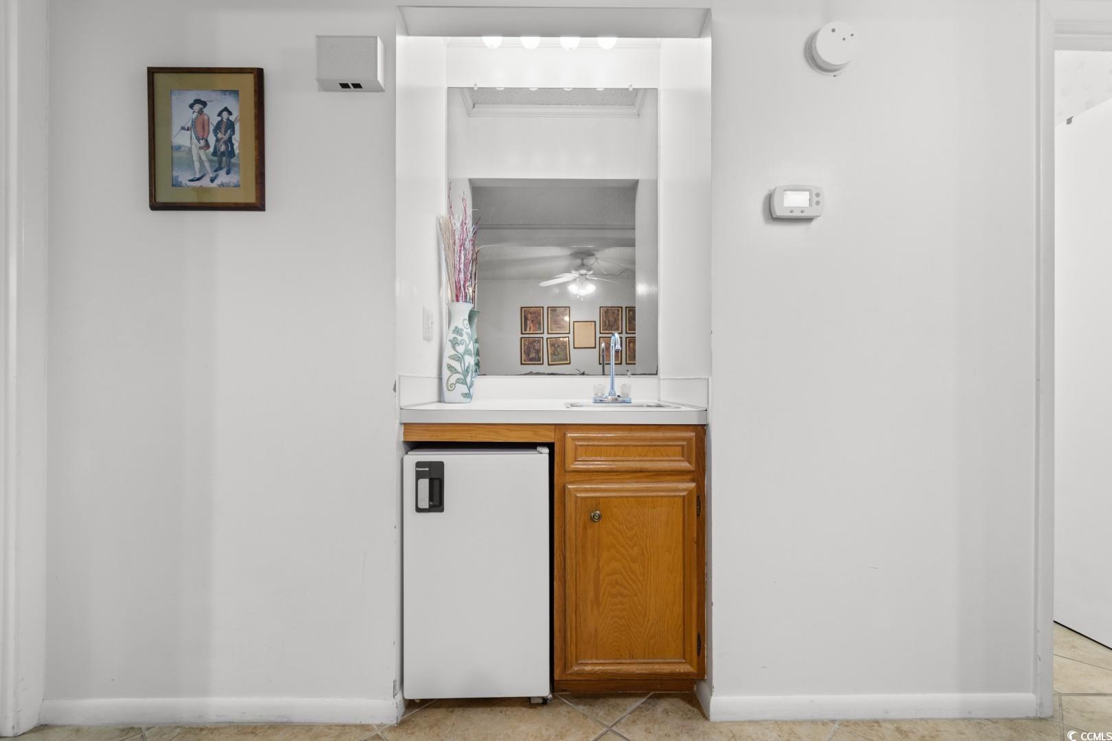 9570 Shore Dr. Property Photo 12