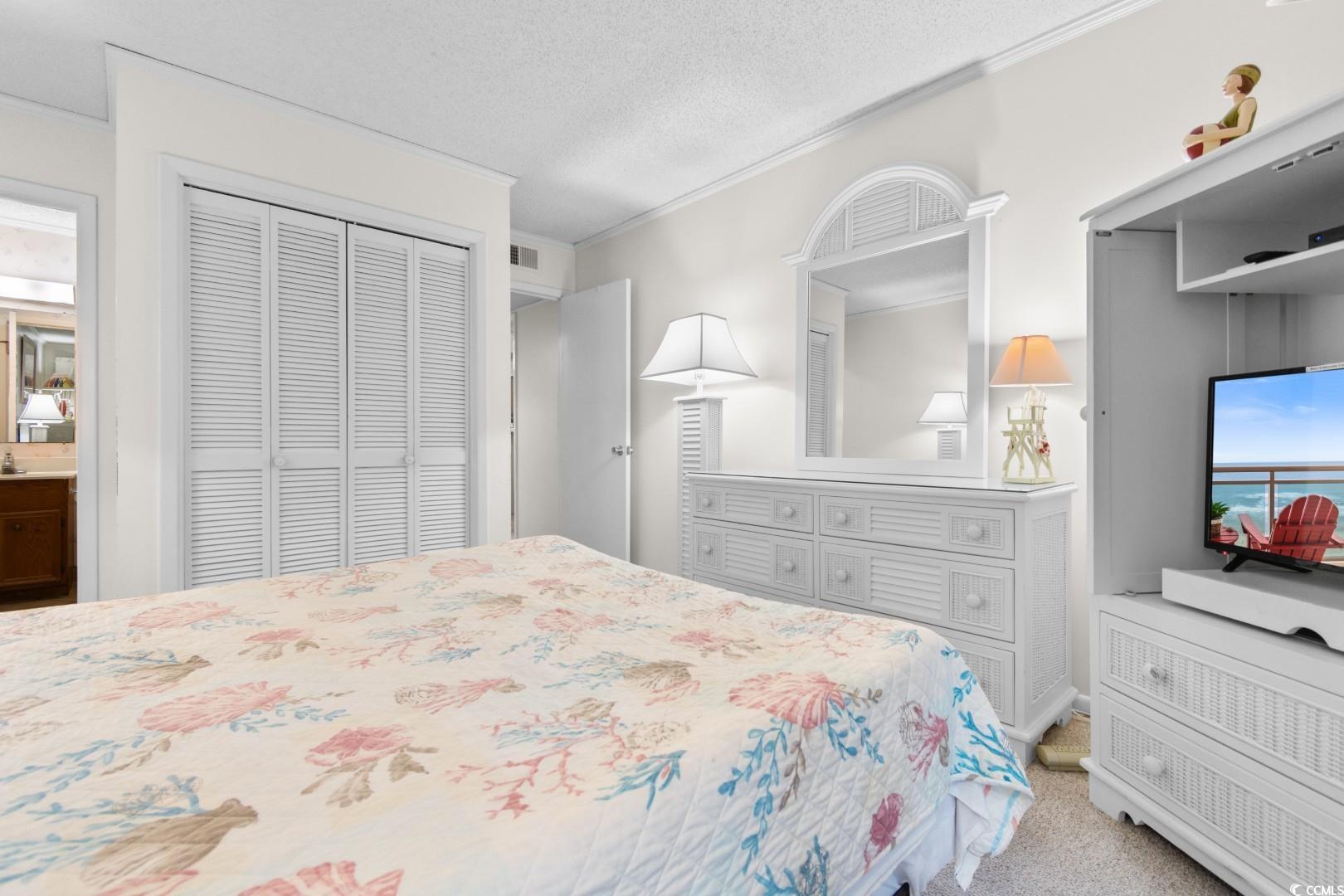 9570 Shore Dr. Property Photo 17