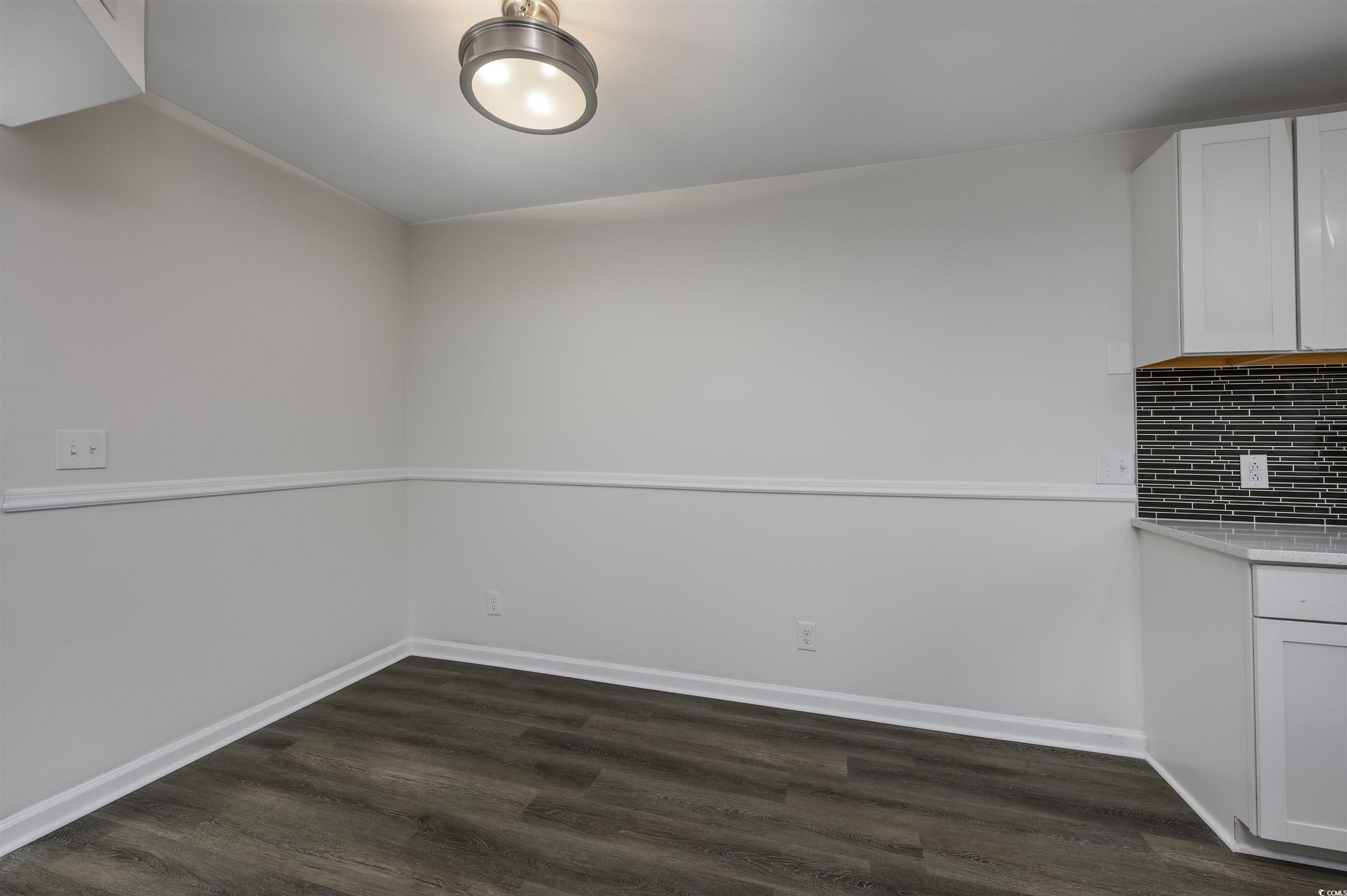 2257 Essex Dr. Property Photo 12