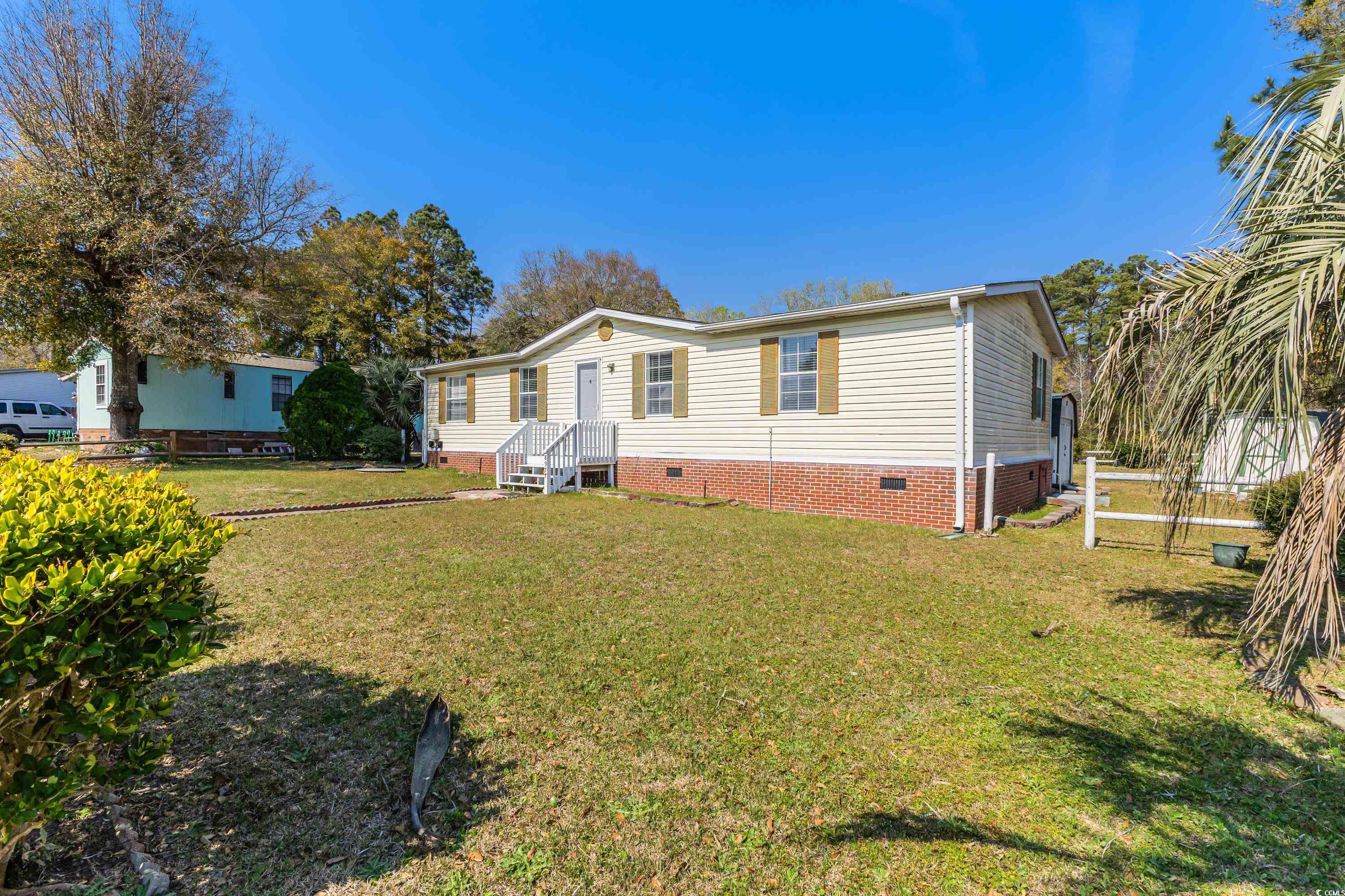 8977 Jennis Ave. Property Photo 3