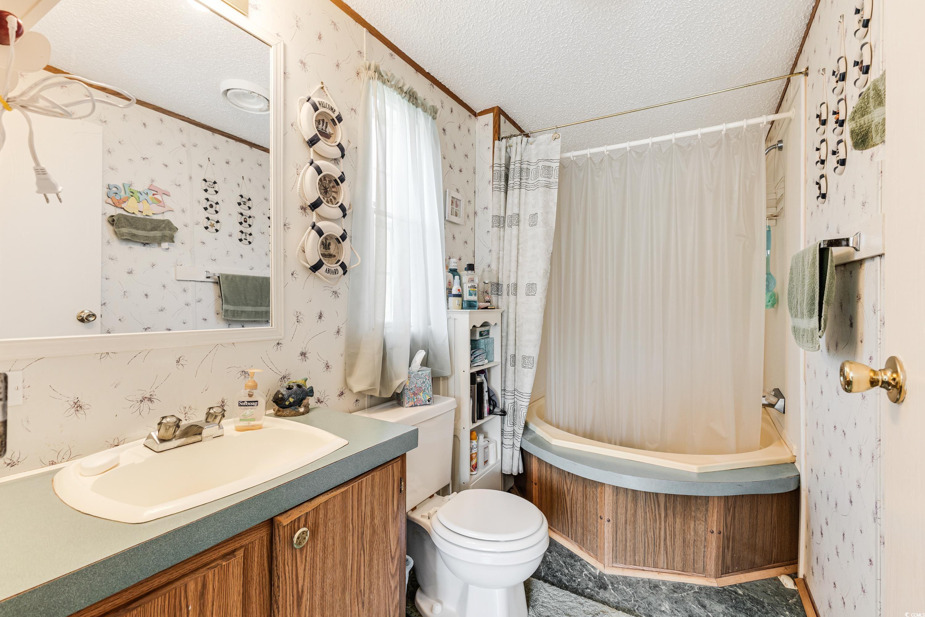 8977 Jennis Ave. Property Photo 25