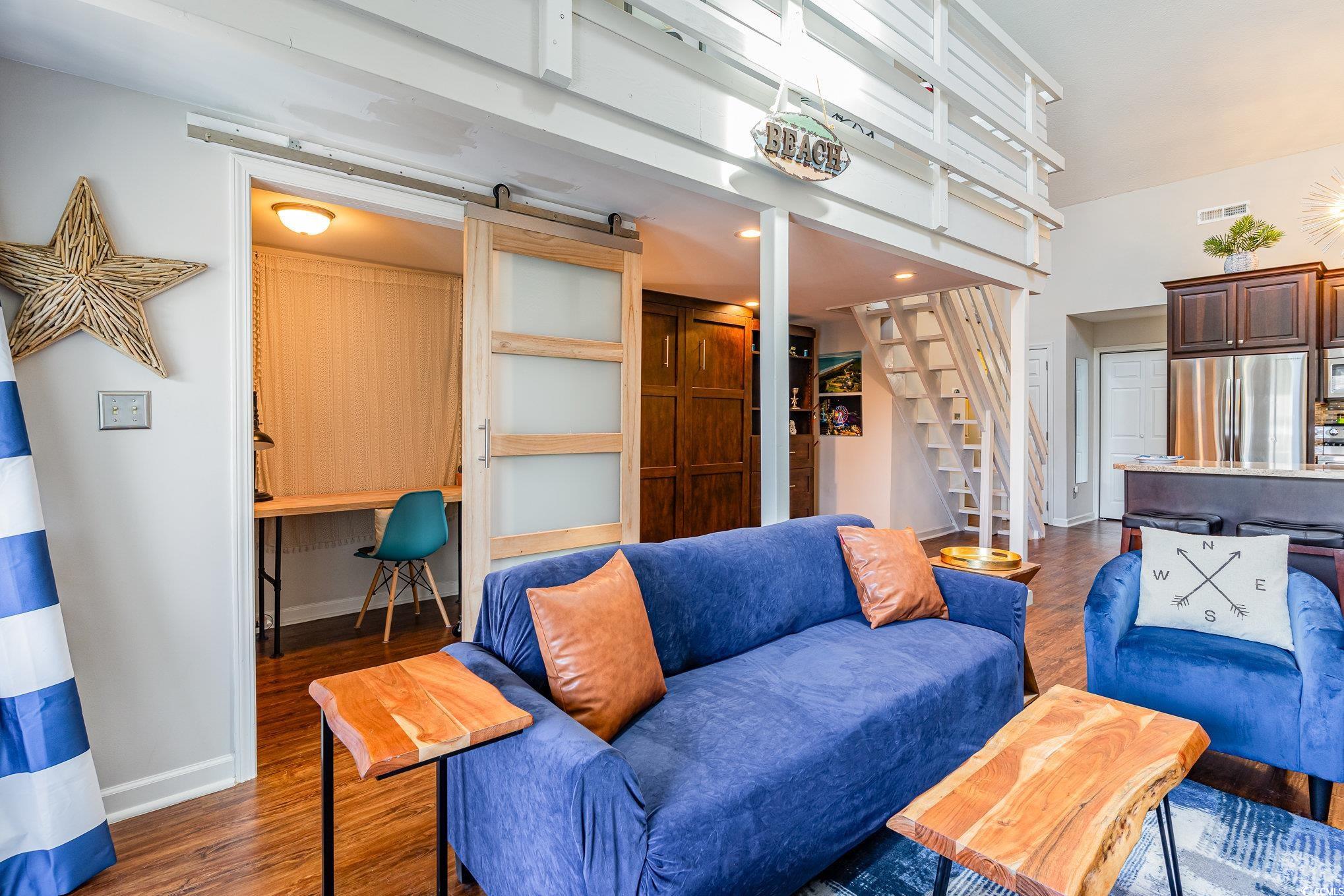 1860 Auburn Ln. Property Photo 7