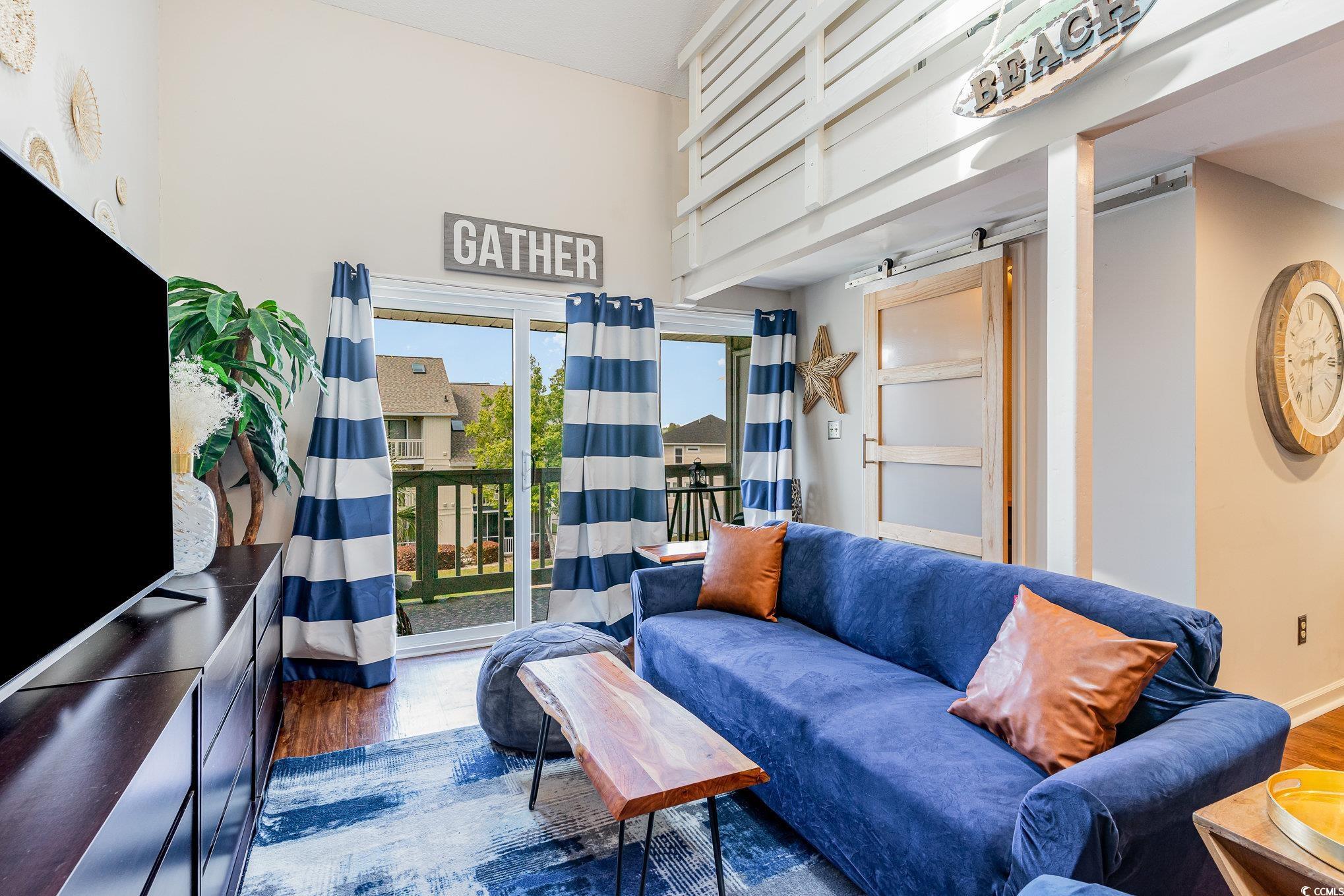 1860 Auburn Ln. Property Photo 10