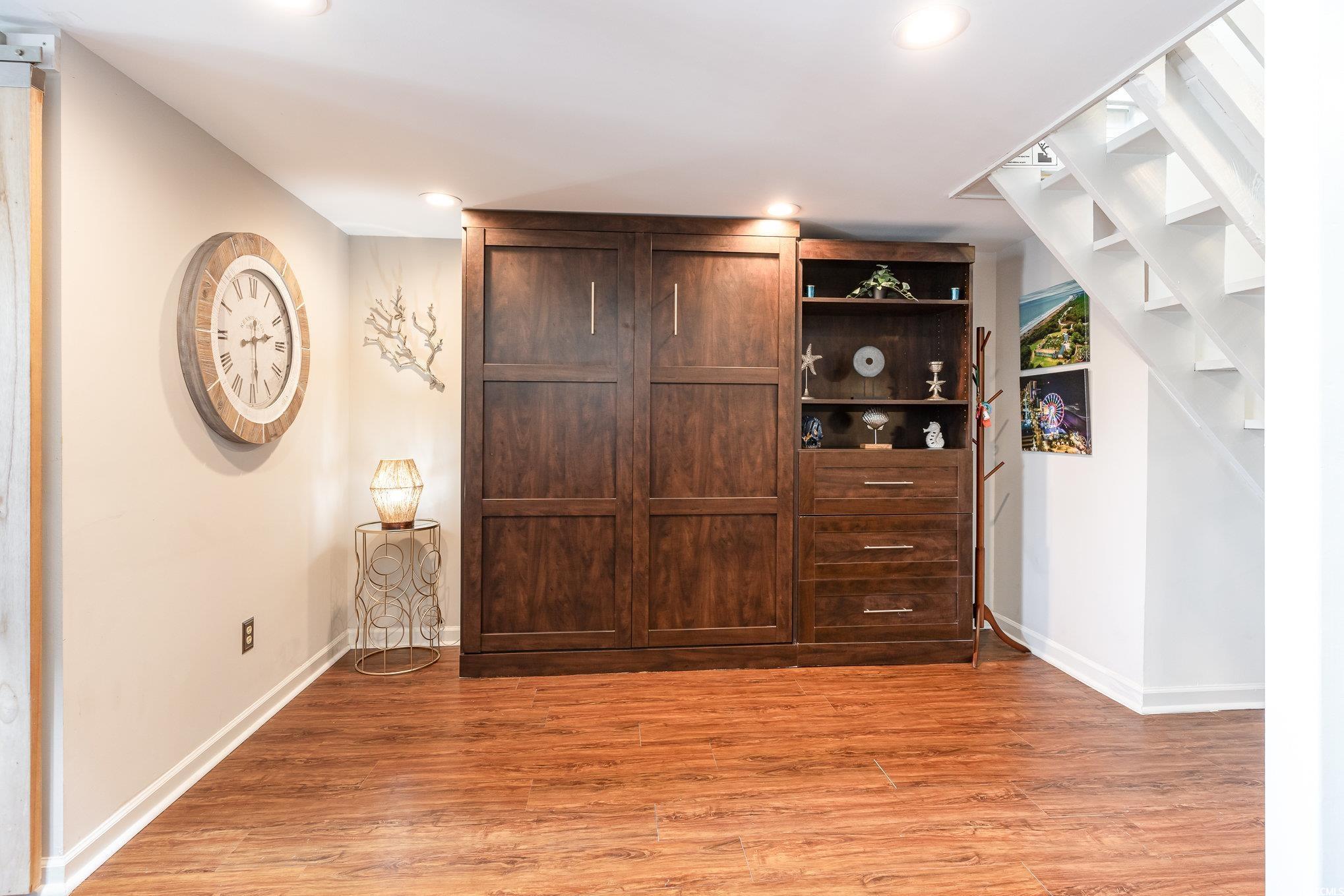 1860 Auburn Ln. Property Photo 12