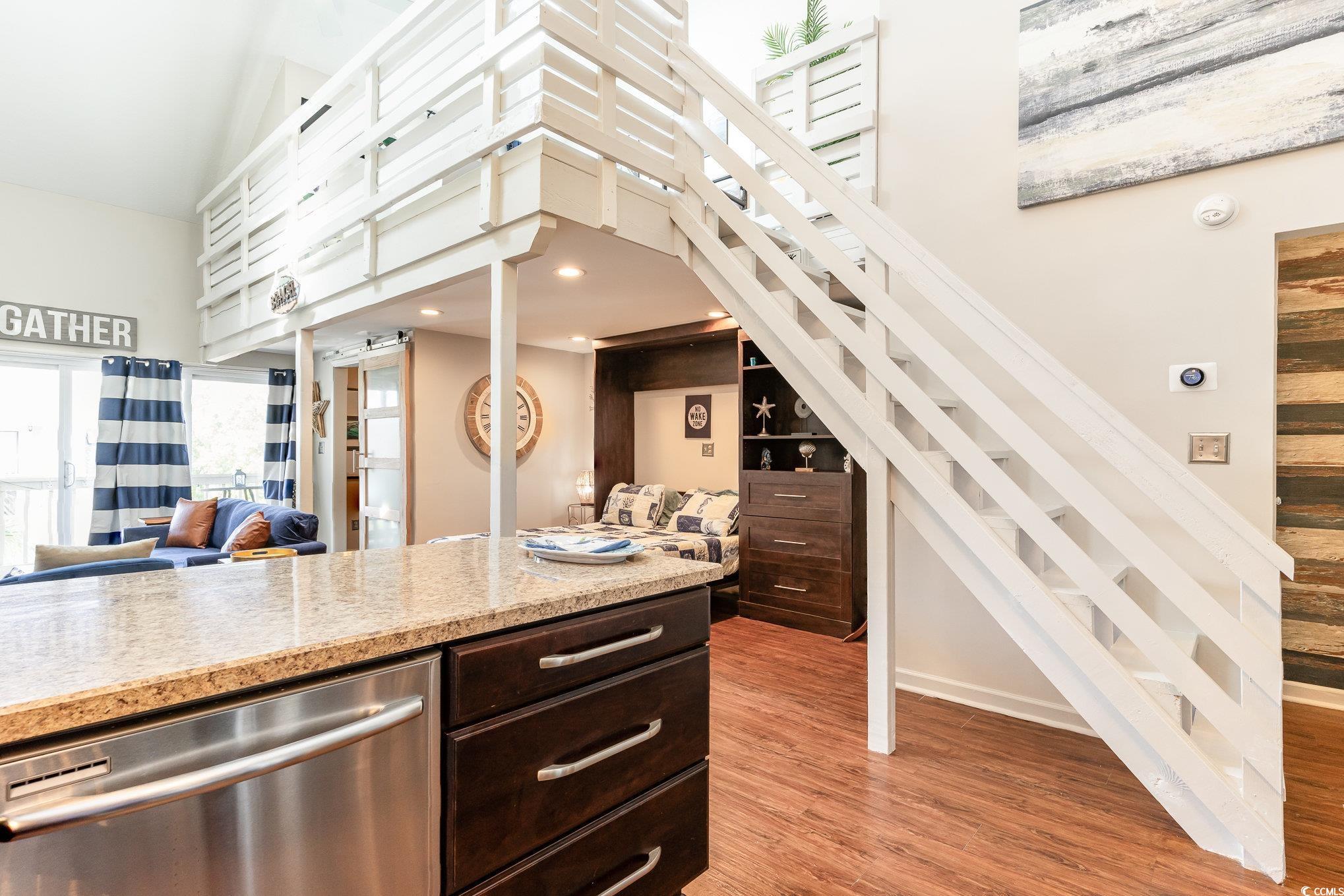 1860 Auburn Ln. Property Photo 14