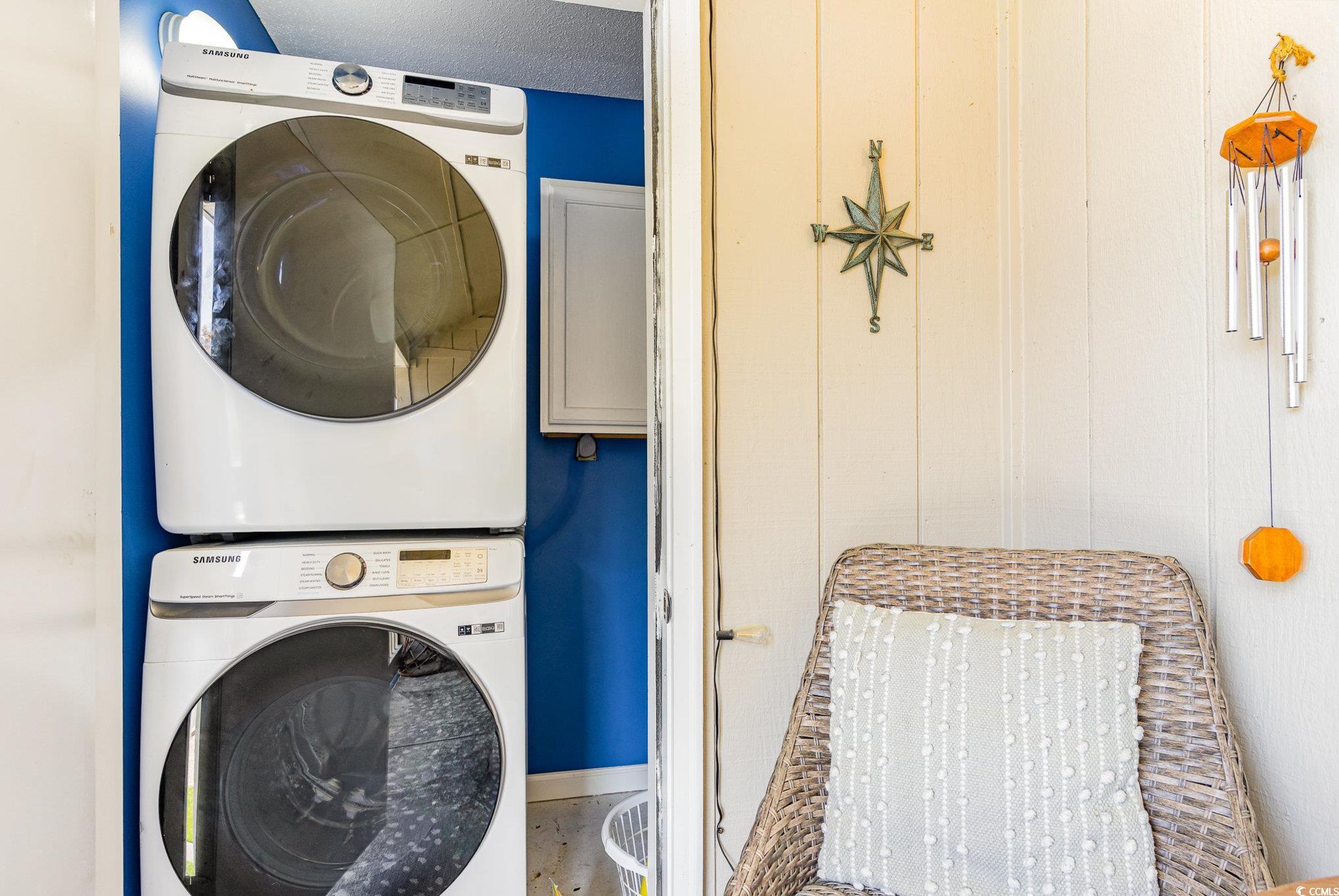 1860 Auburn Ln. Property Photo 23