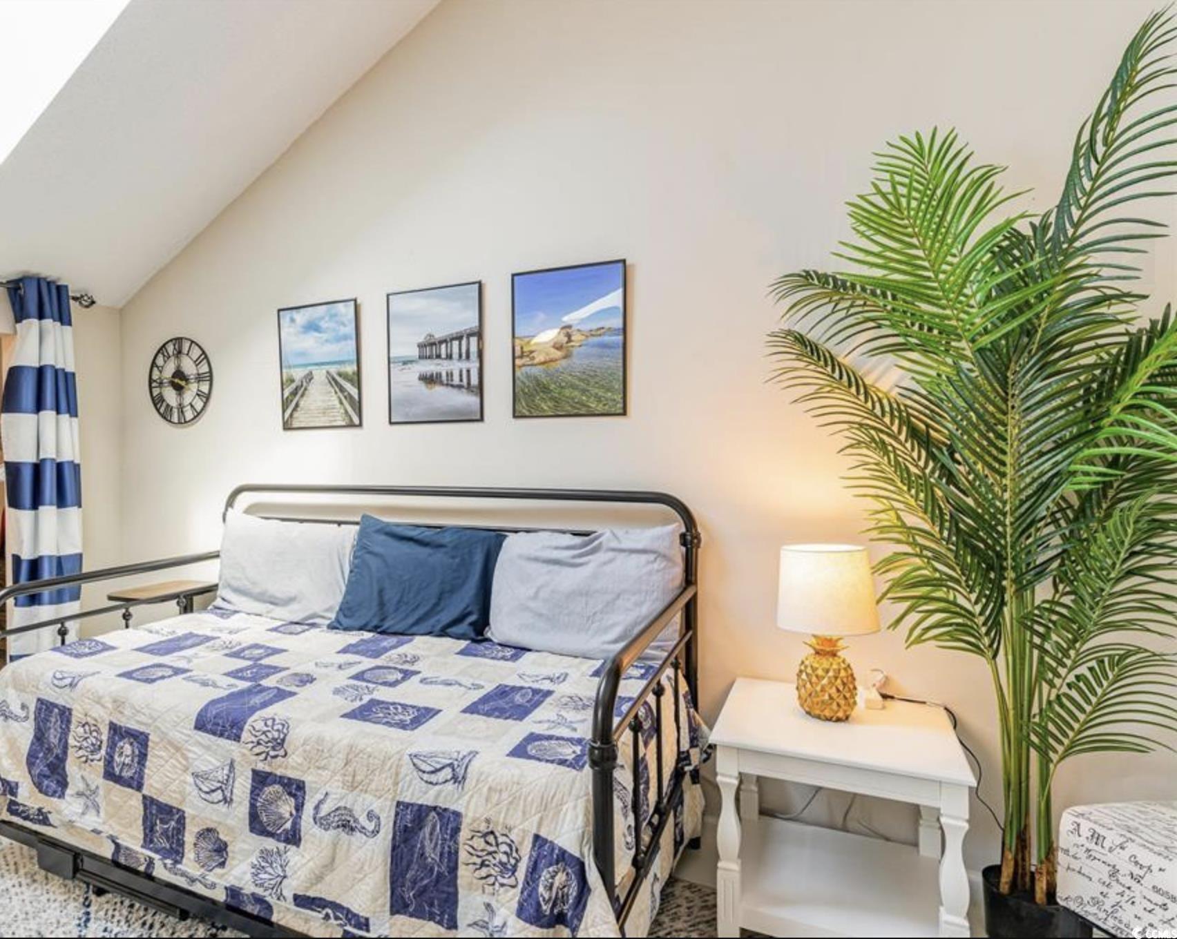 1860 Auburn Ln. Property Photo 27