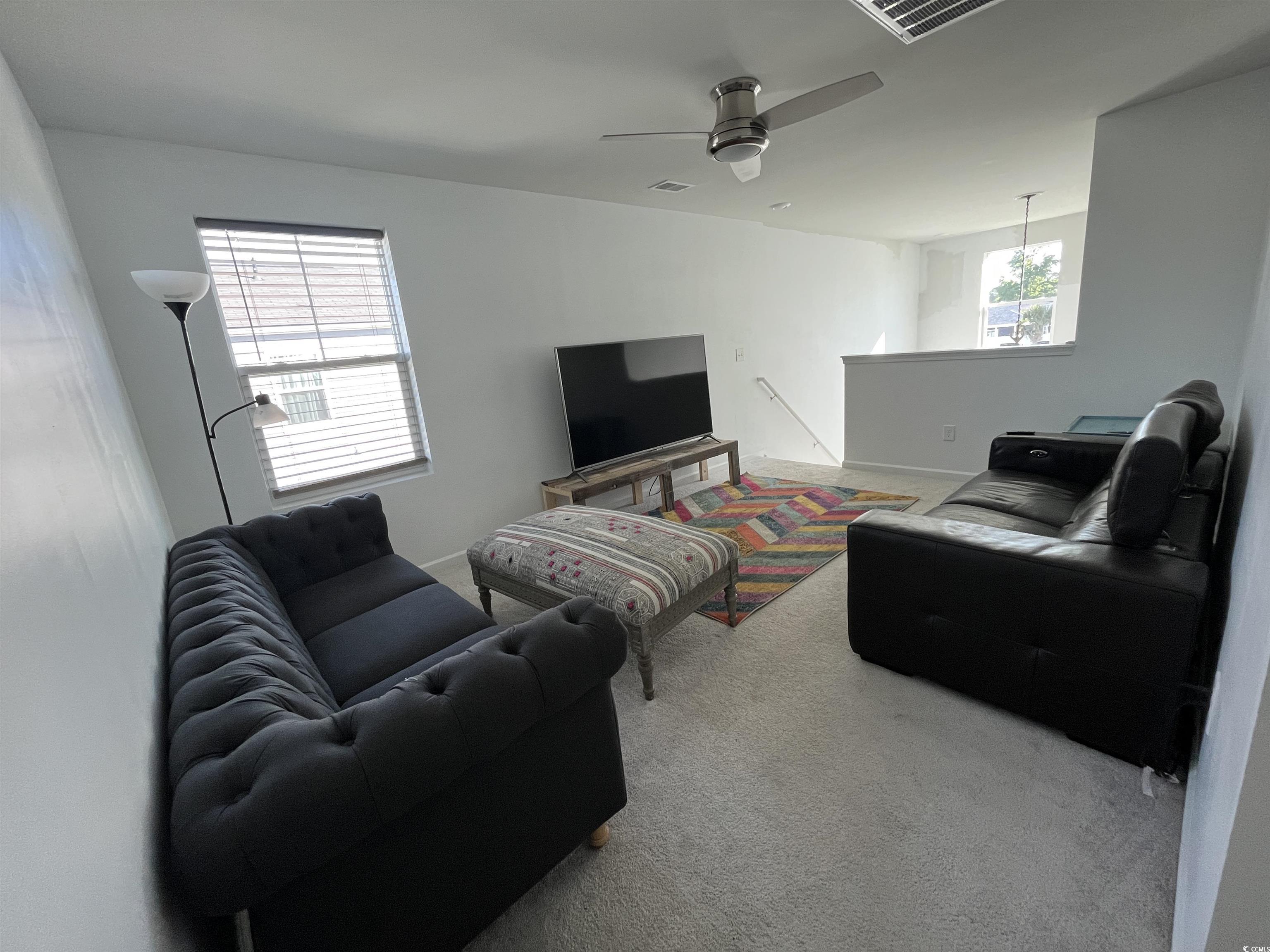 187 S Reindeer Rd. Property Photo 25