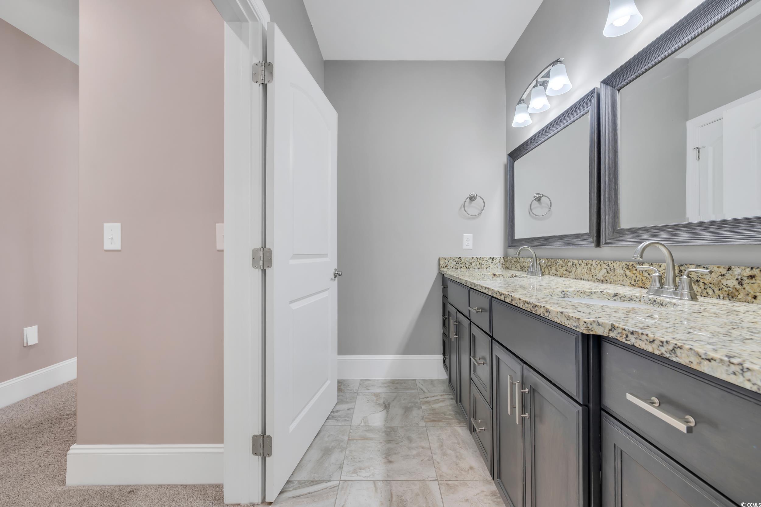 653 Whispering Pines Ct. Property Photo 25