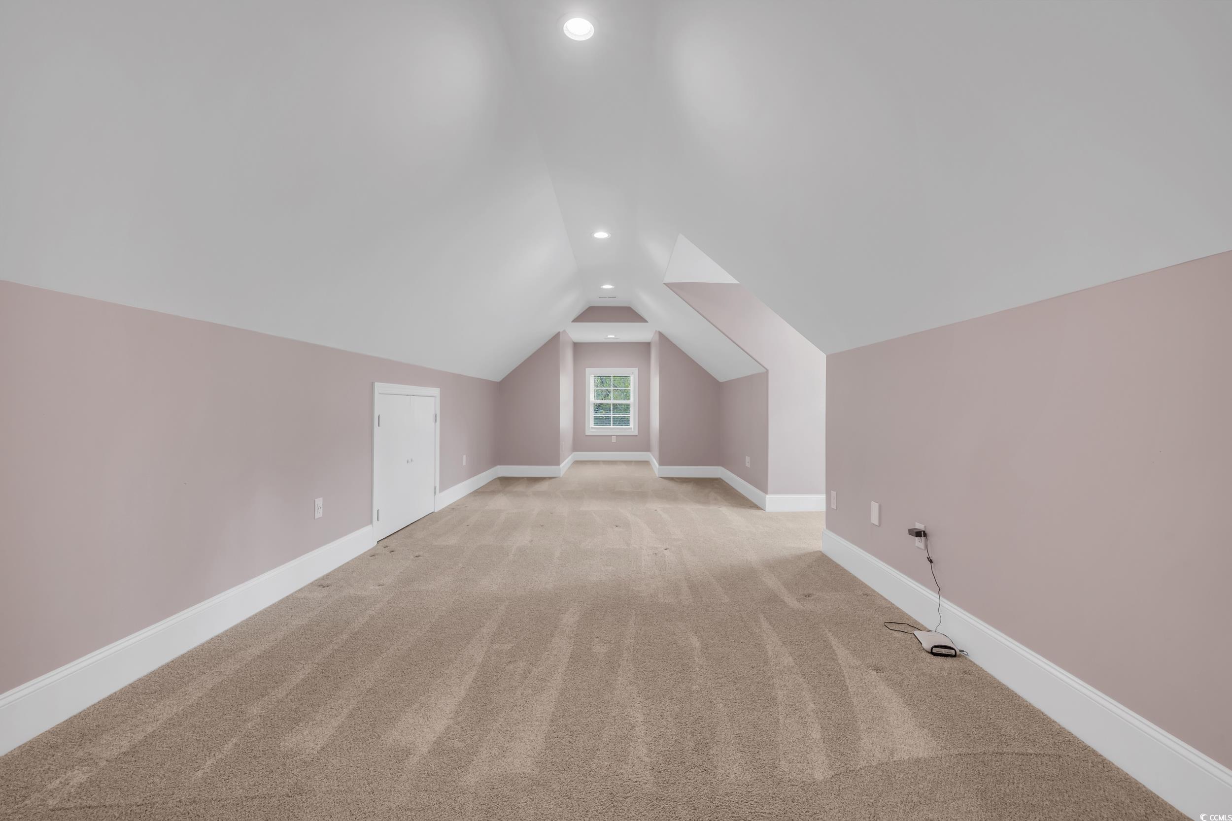 653 Whispering Pines Ct. Property Photo 30