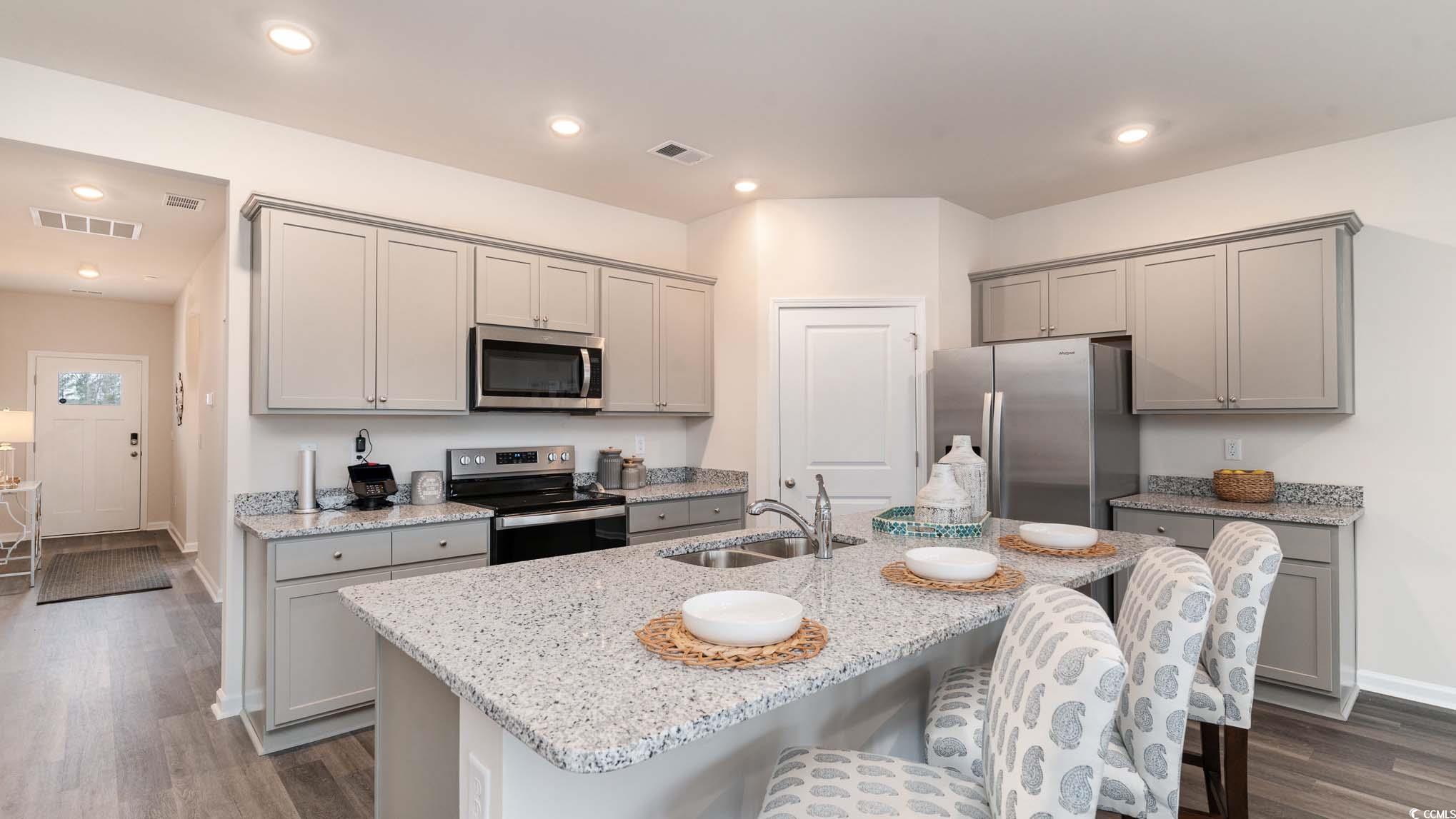 485 Blissful Ln. Property Photo 4