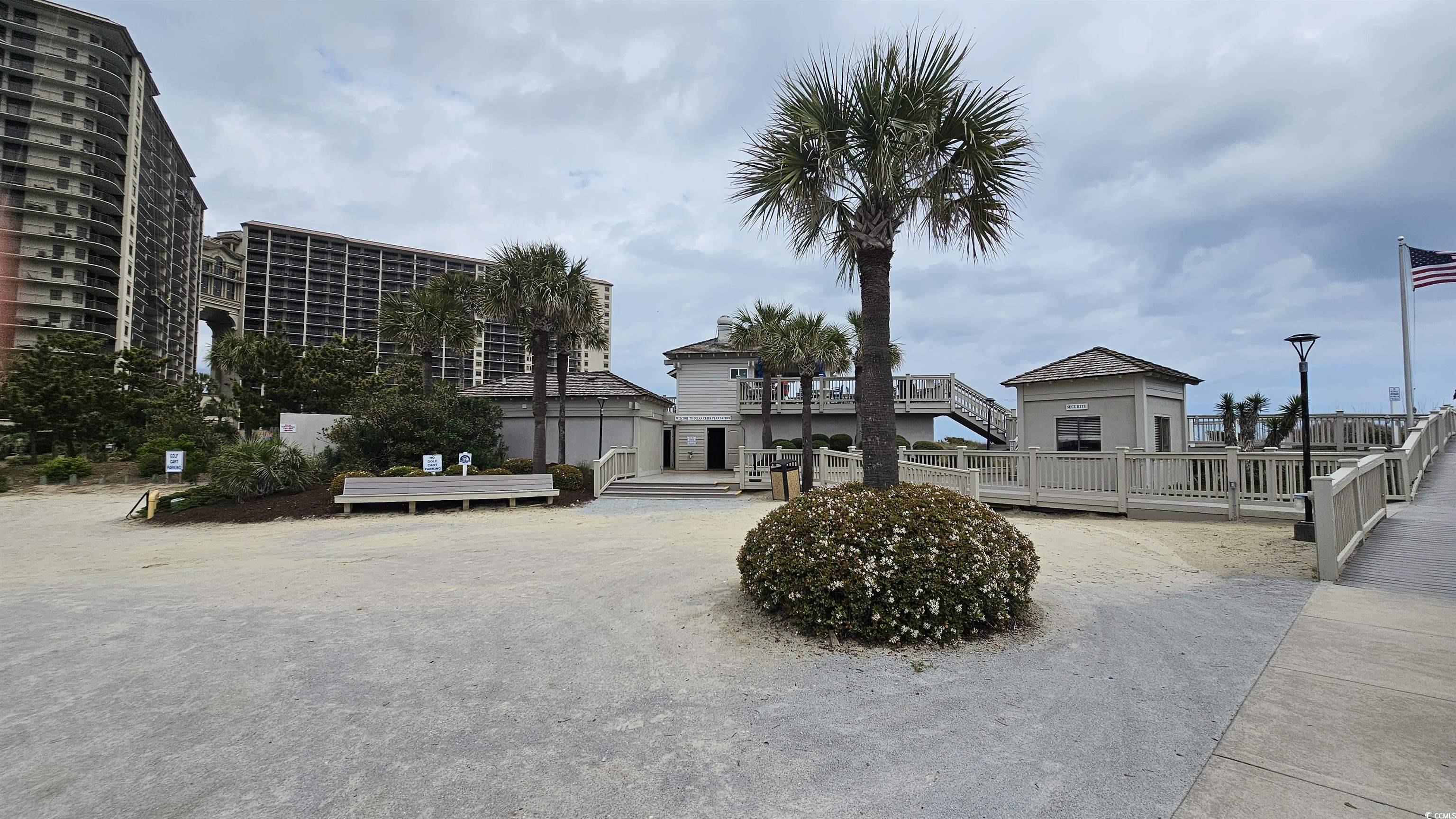 415 Ocean Creek Dr. Property Photo 24