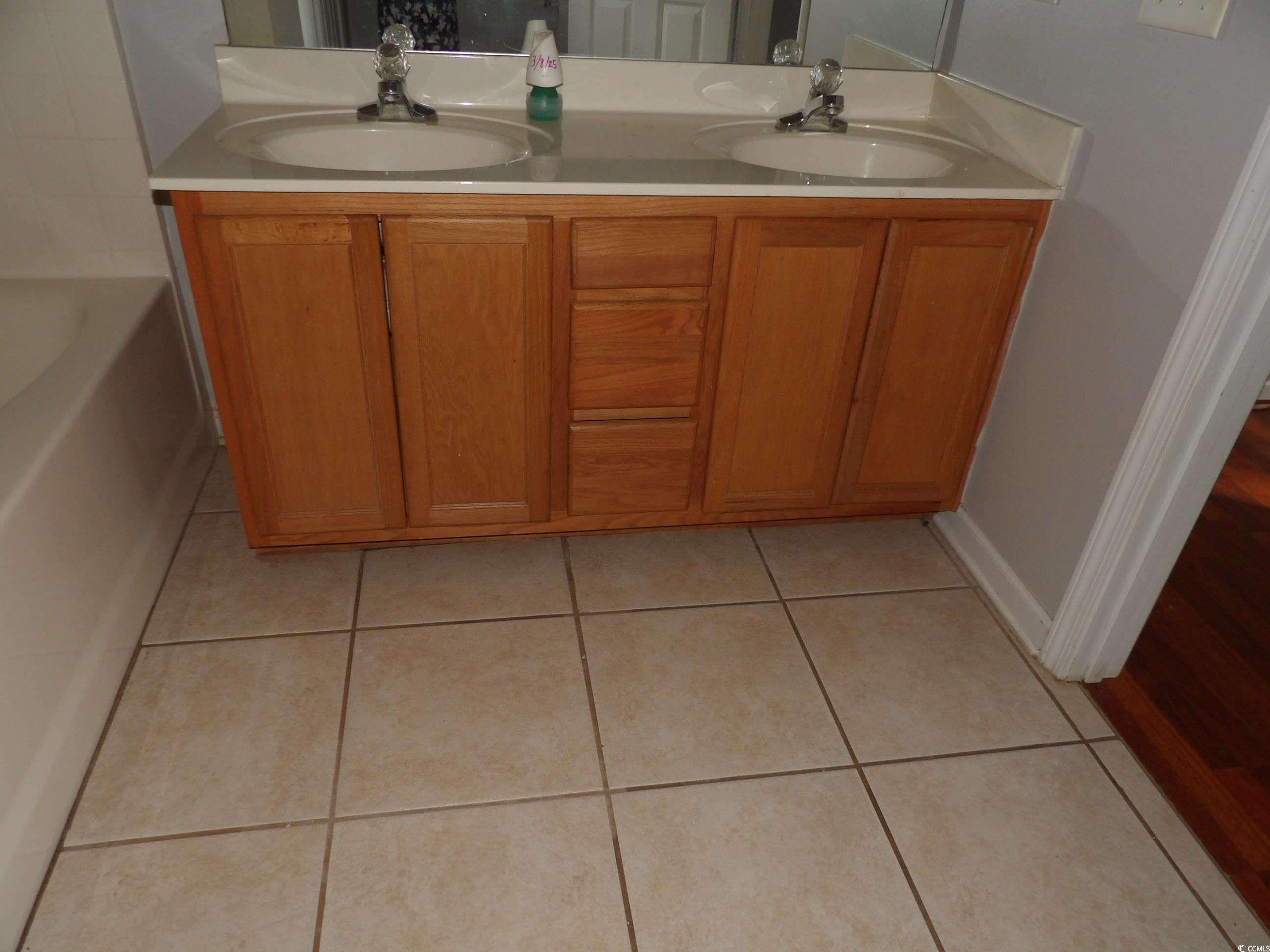 4664 Southgate Pkwy. Property Photo 13